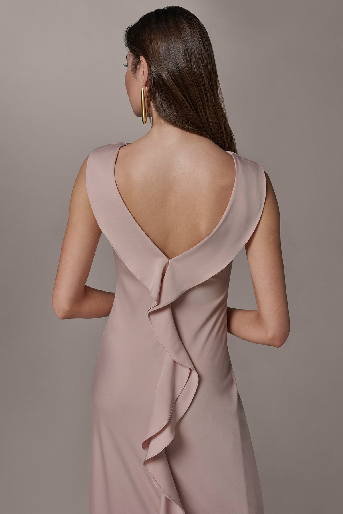 Donna Karan SATIN RUFFLE BACK GOWN