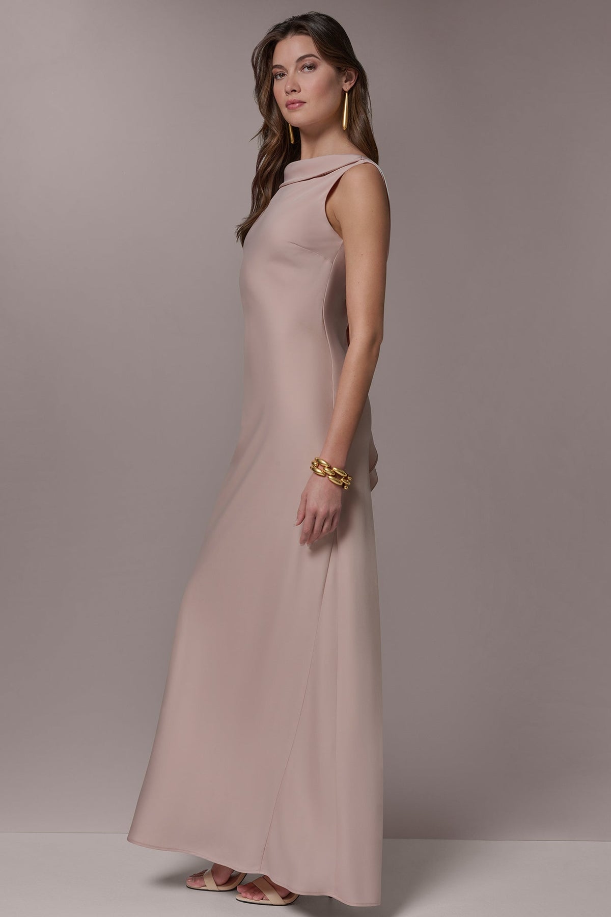 Donna Karan SATIN RUFFLE BACK GOWN