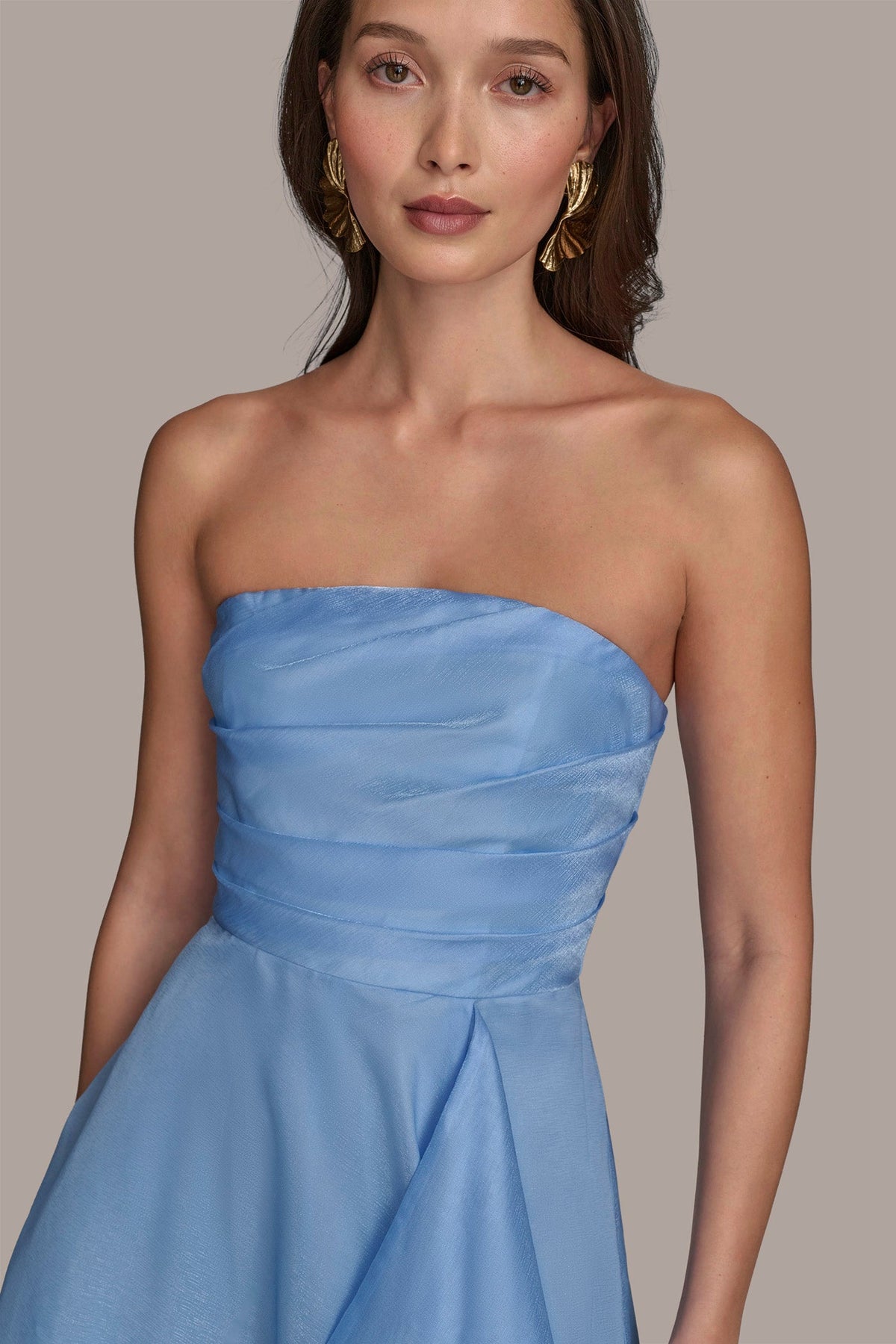 Donna Karan ORGANZA STRAPLESS CASCADING GOWN