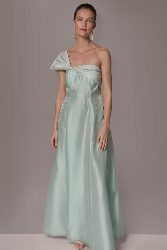 Donna Karan ORGANZA TWIST ONE-SHOULDER BALL GOWN