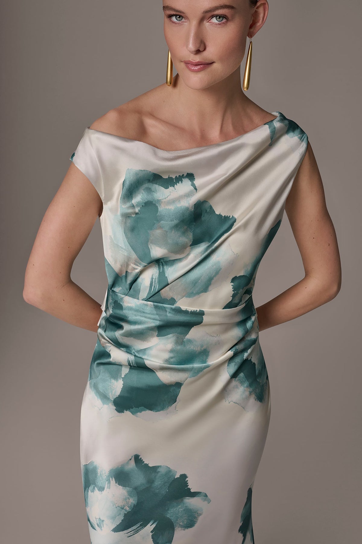 Donna Karan CHARMEUSE FLORAL GOWN