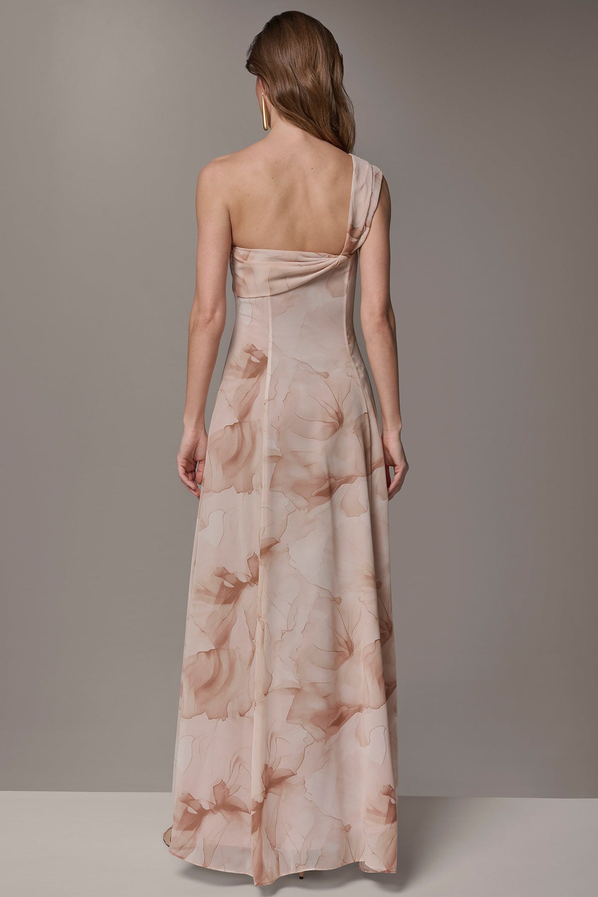Donna Karan CHIFFON FLORAL ONE-SHOULDER TWIST BALL GOWN