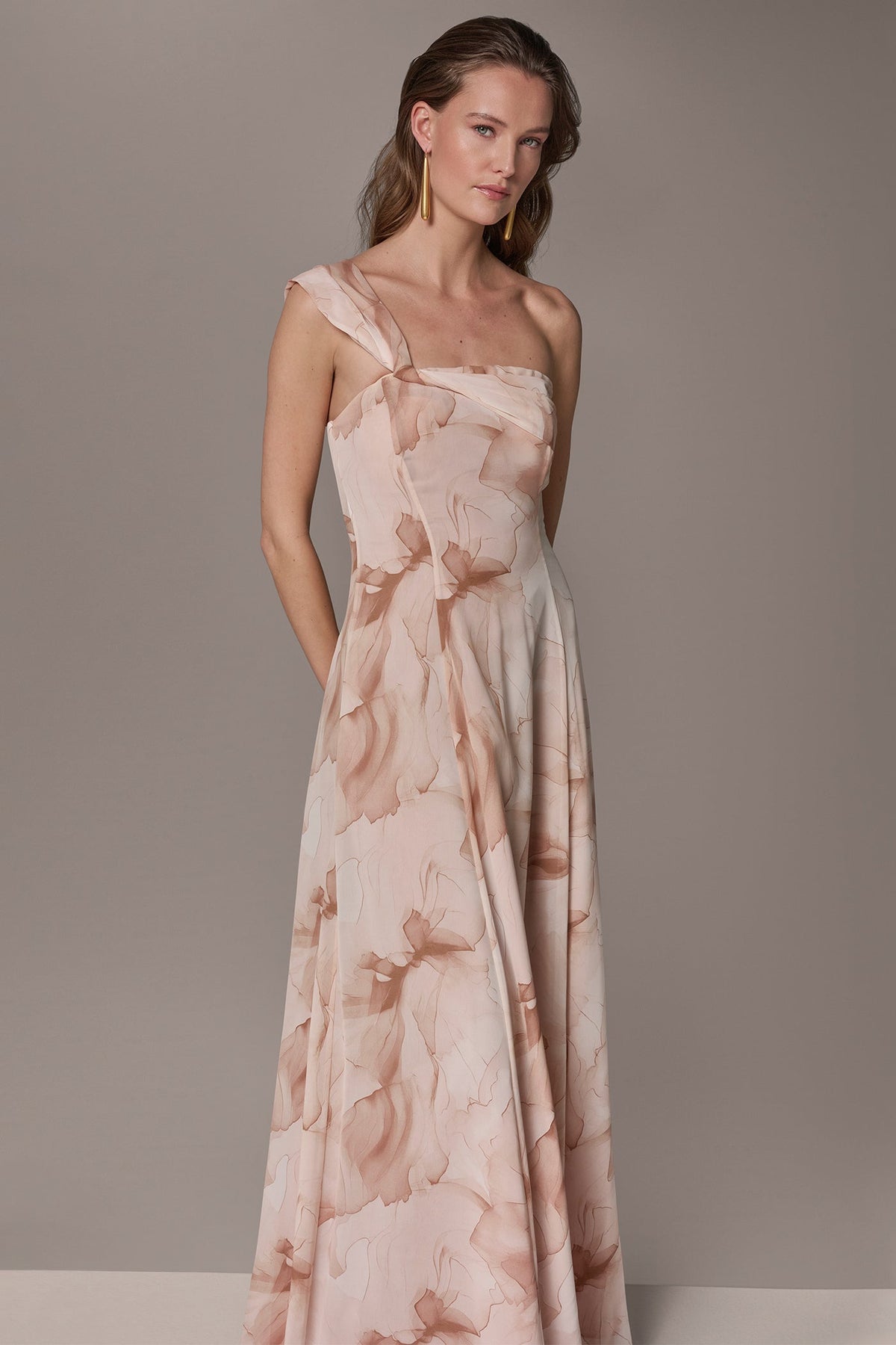 Donna Karan CHIFFON FLORAL ONE-SHOULDER TWIST BALL GOWN