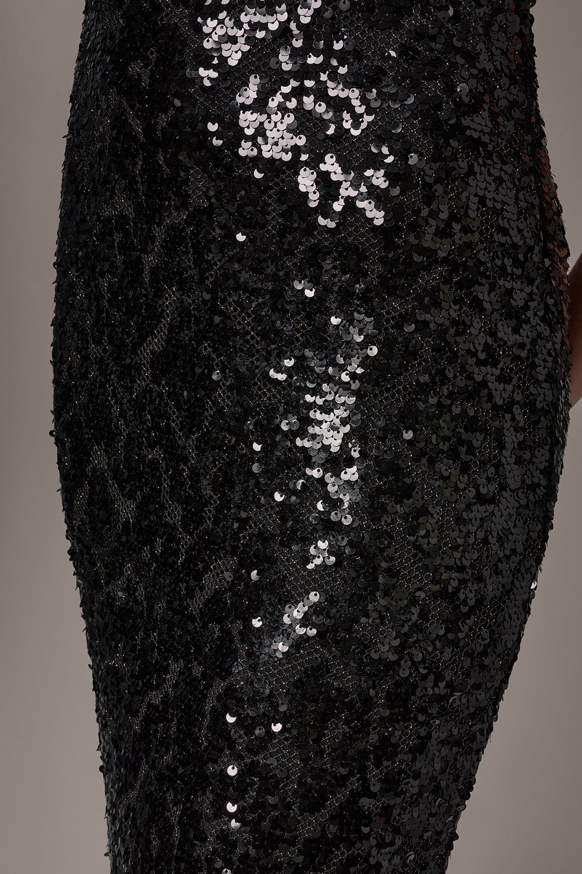 Donna Karan SEQUIN HALTER GOWN
