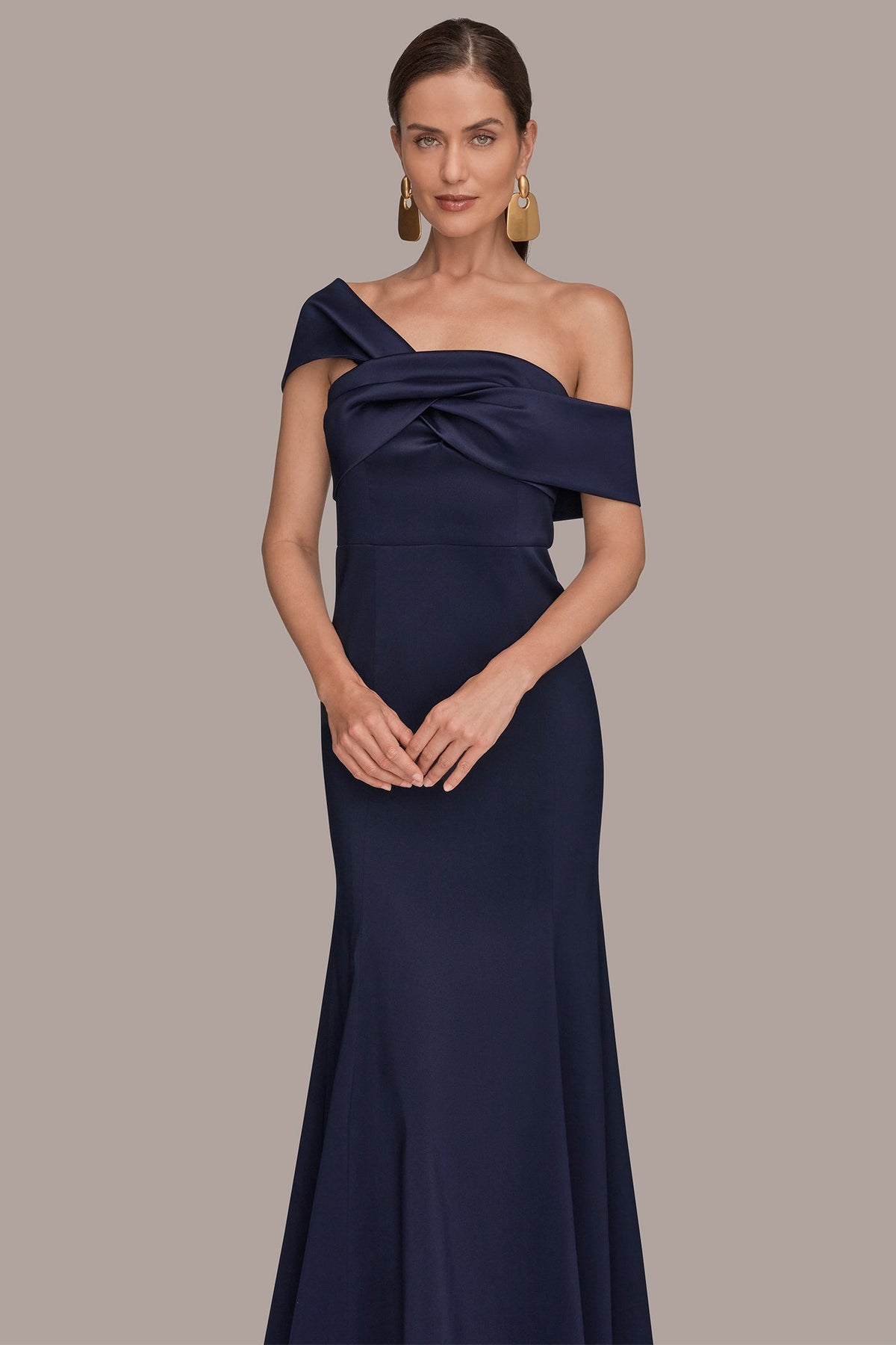 Donna Karan MIKADO OFF-THE-SHOULDER GOWN