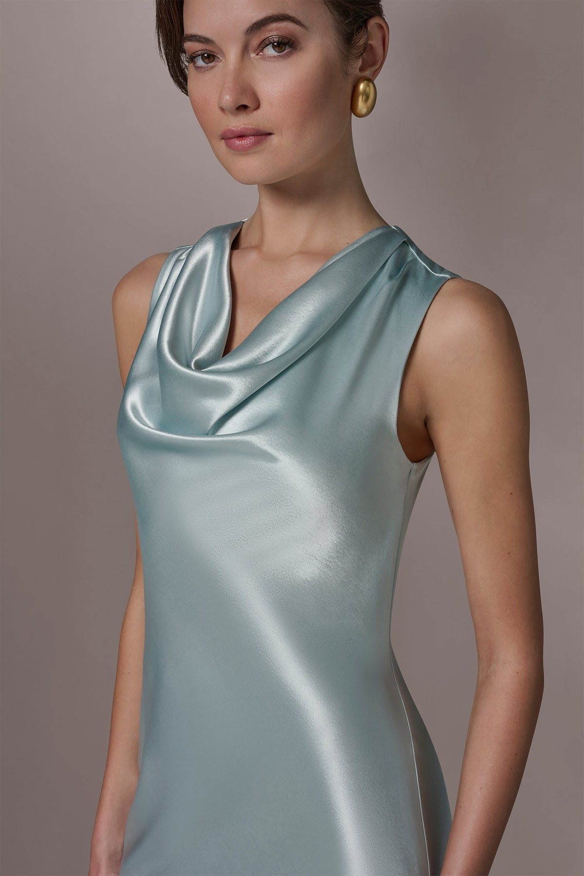 Donna Karan SLEEVELESS COWL-NECK GOWN
