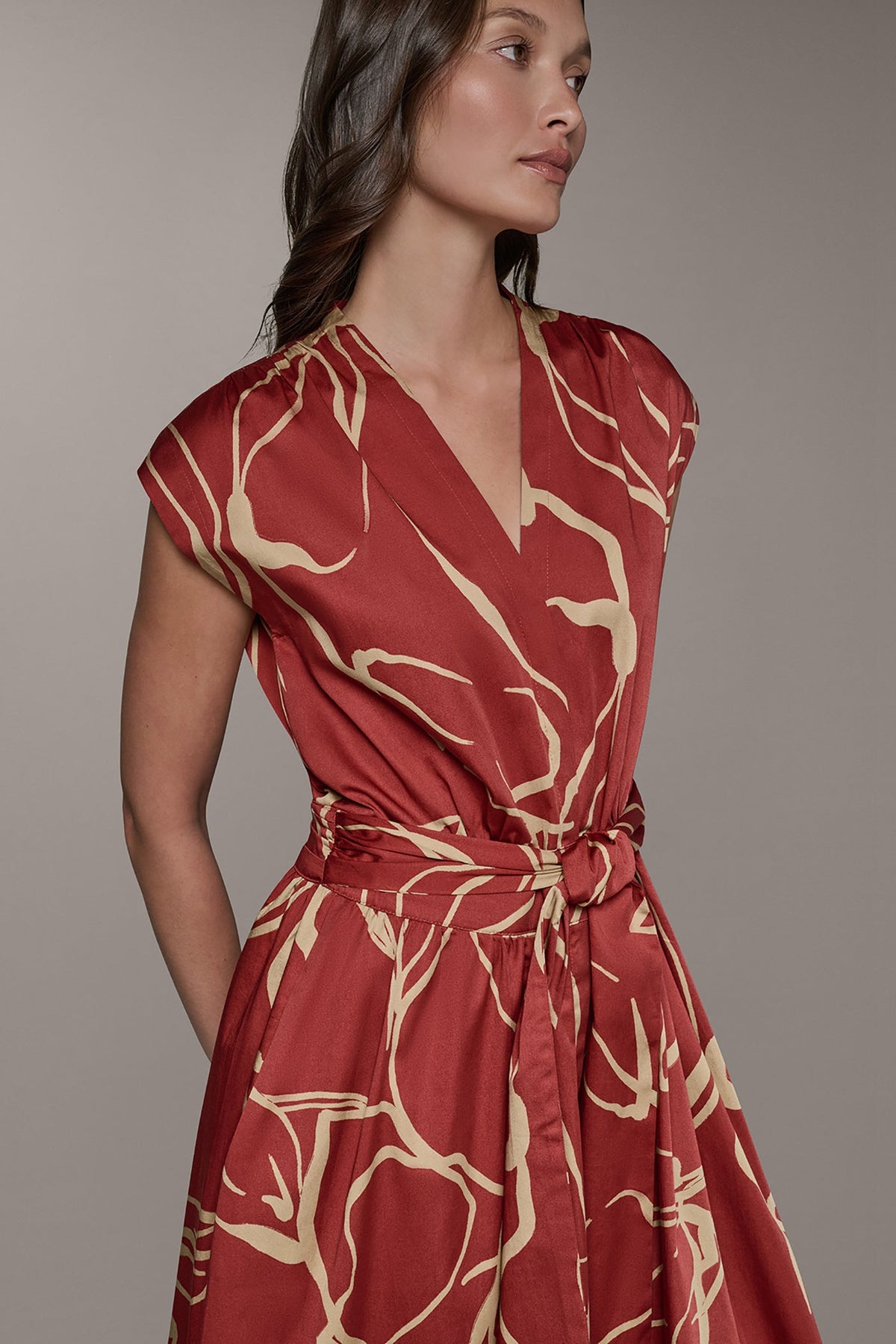 Donna Karan SLEEVELESS PRINT MIDI DRESS