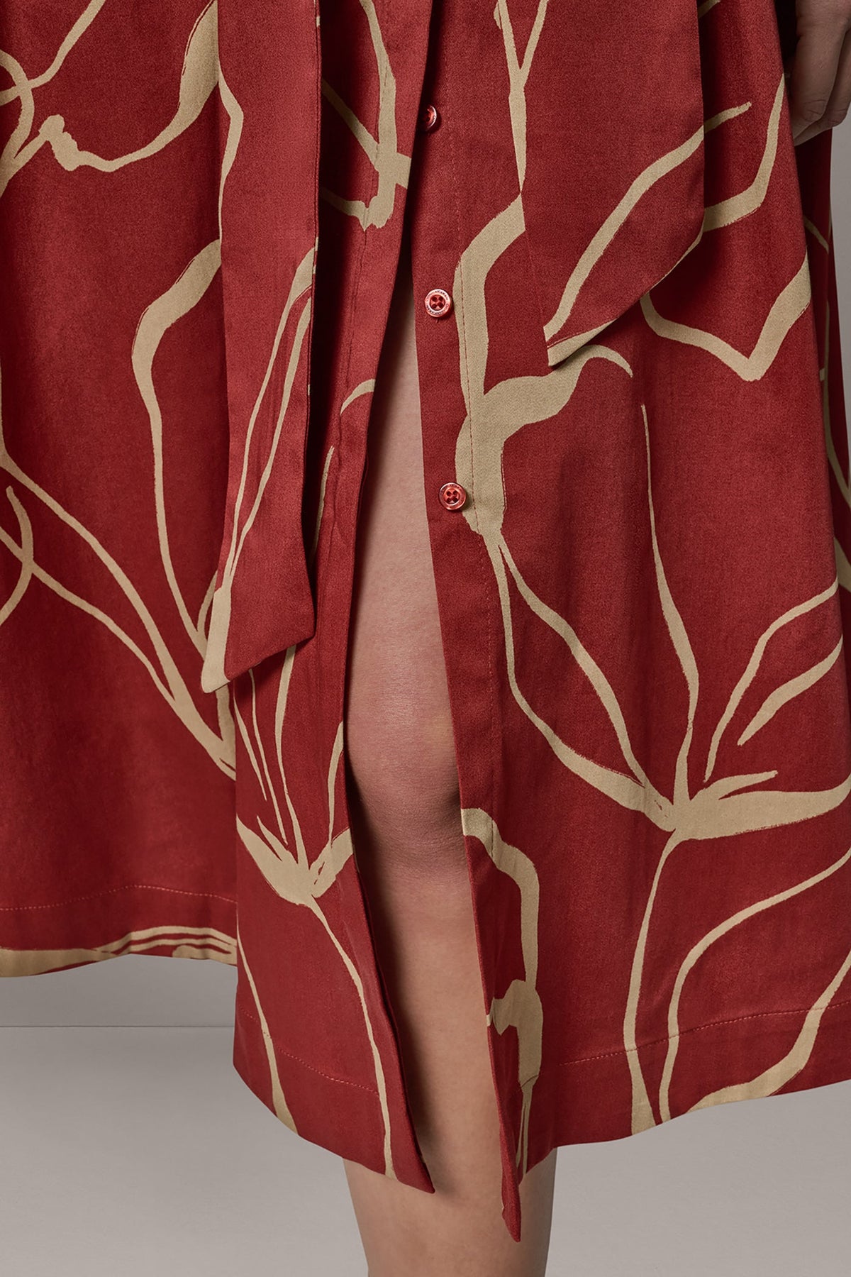Donna Karan SLEEVELESS PRINT MIDI DRESS