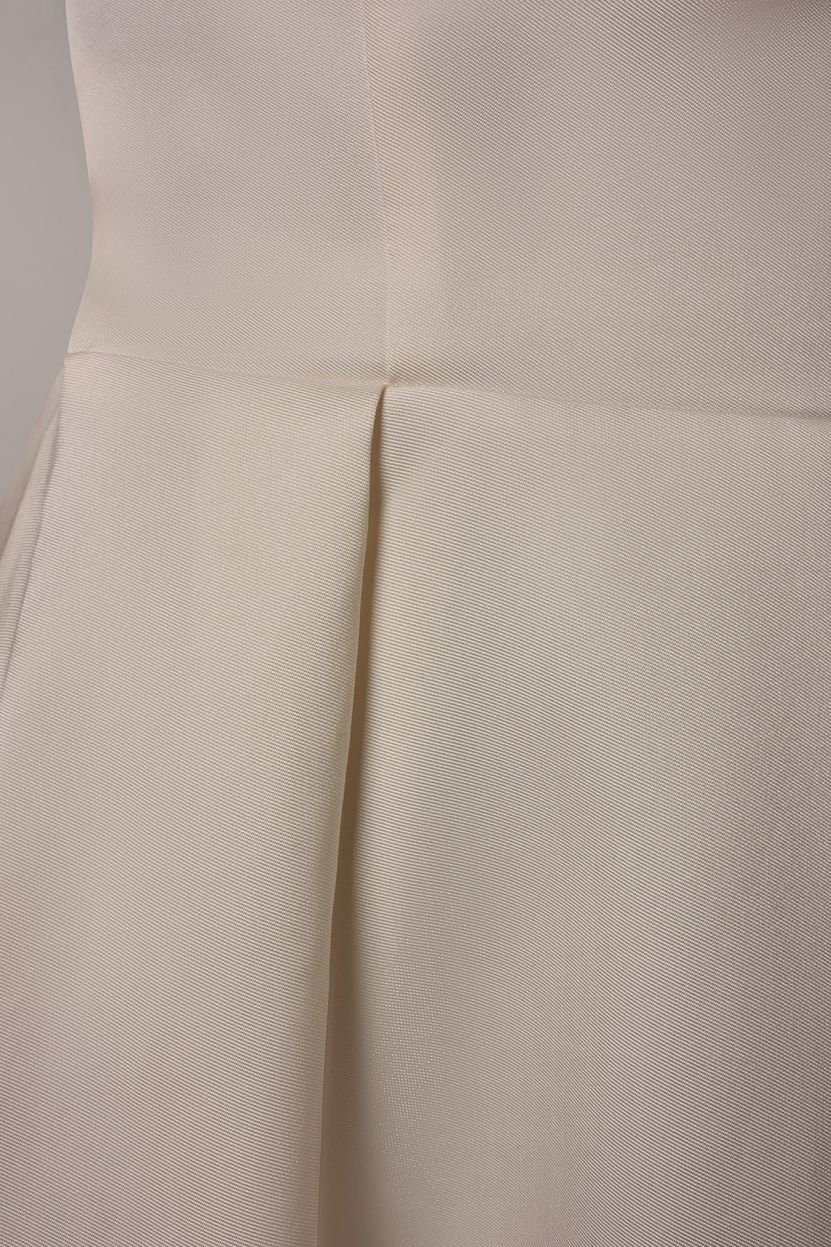 Donna Karan MIKADO STRAPLESS MIDI GOWN