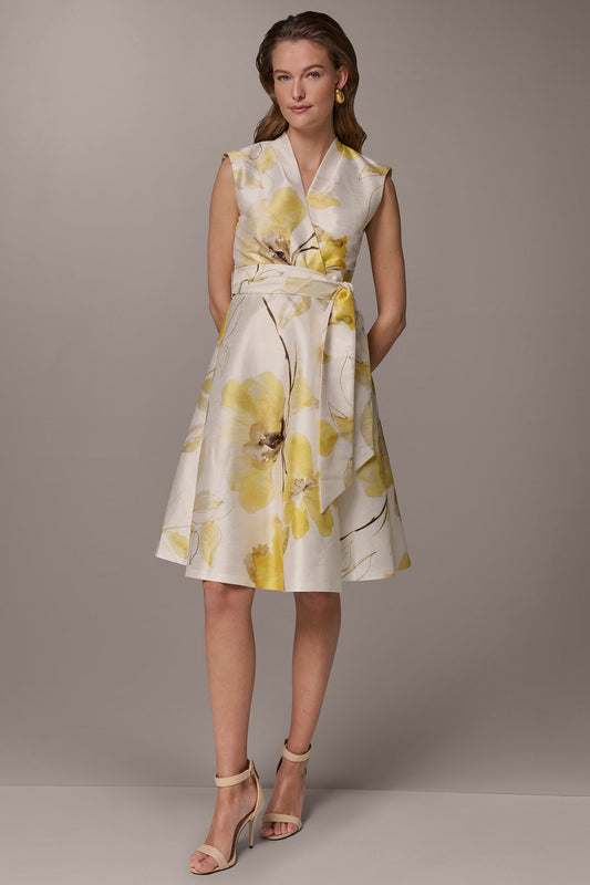 Donna Karan FLORAL JACQUARD WRAP-EFFECT MIDI DRESS