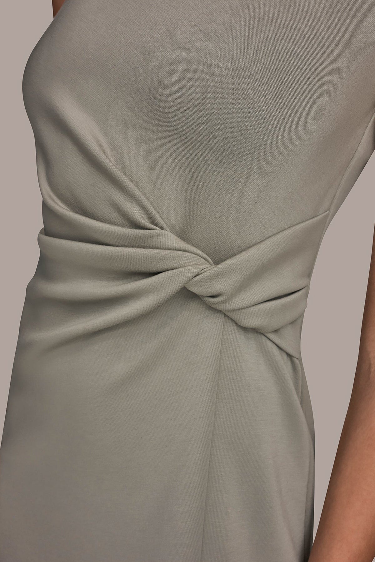 Donna Karan SLEEVELESS CREW-NECK TWIST MIDI SHEATH DRESS