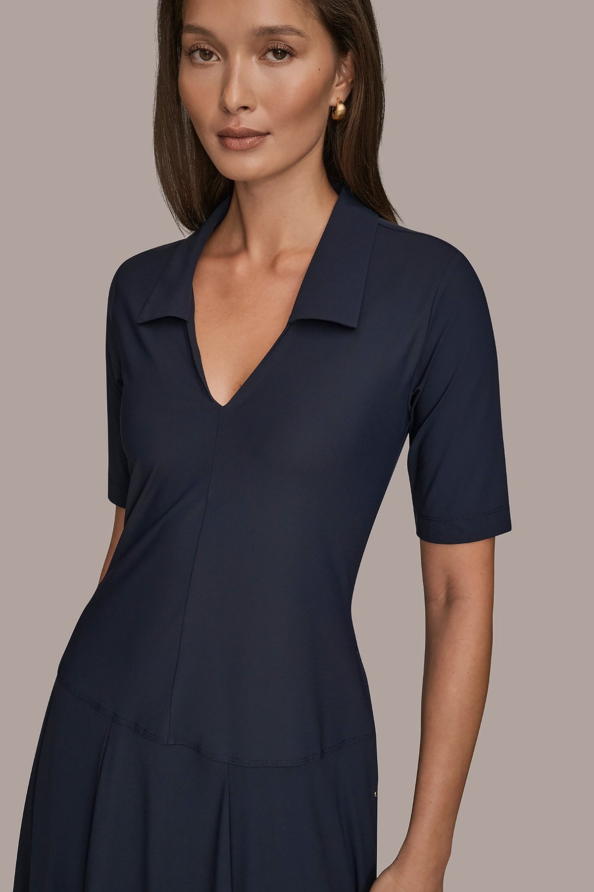 Donna Karan THE MODERN TRAVEL ELBOW SLEEVE MIDI POLO DRESS