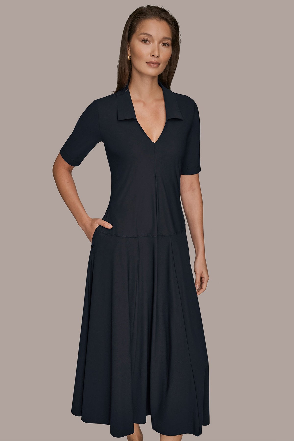 Donna Karan THE MODERN TRAVEL ELBOW SLEEVE MIDI POLO DRESS