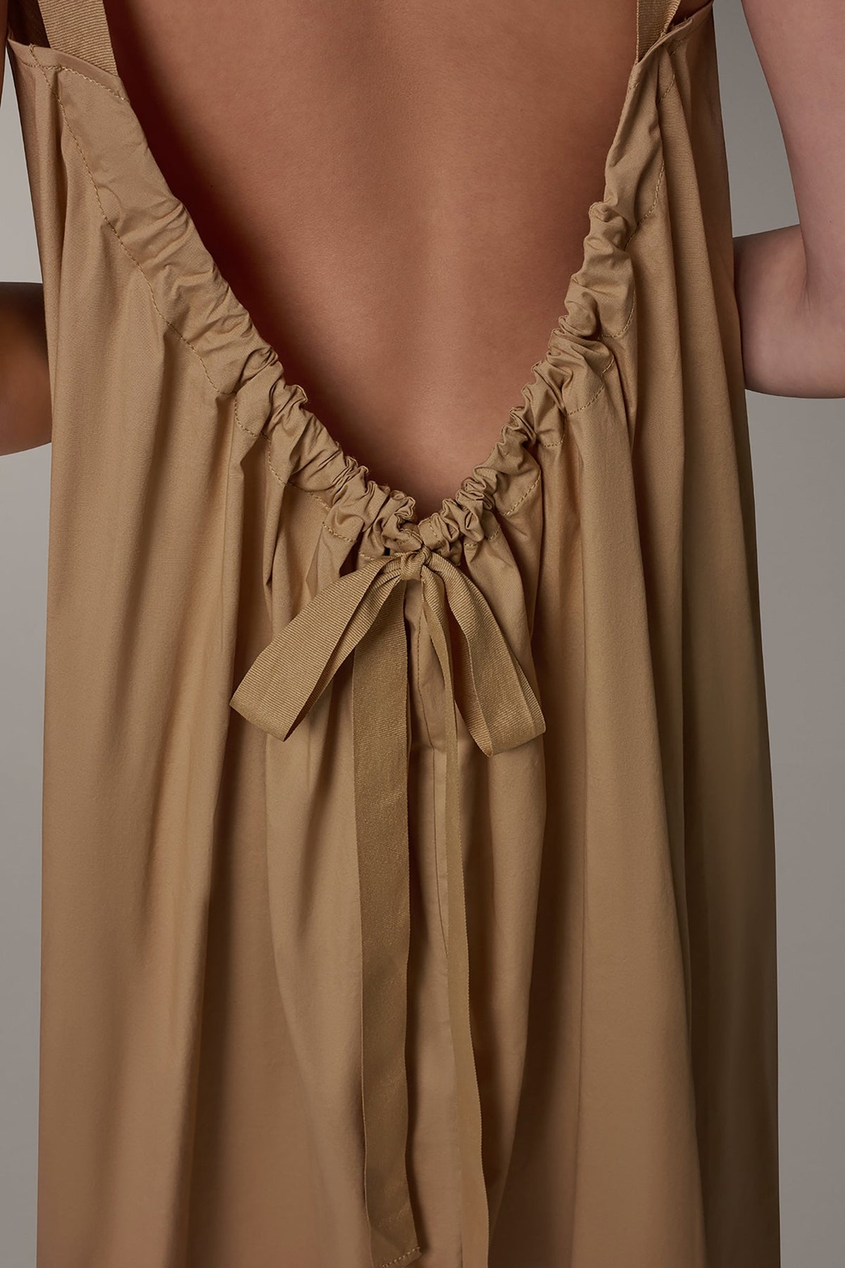 Donna Karan SLEEVELESS MAXI TRAPEZE DRESS
