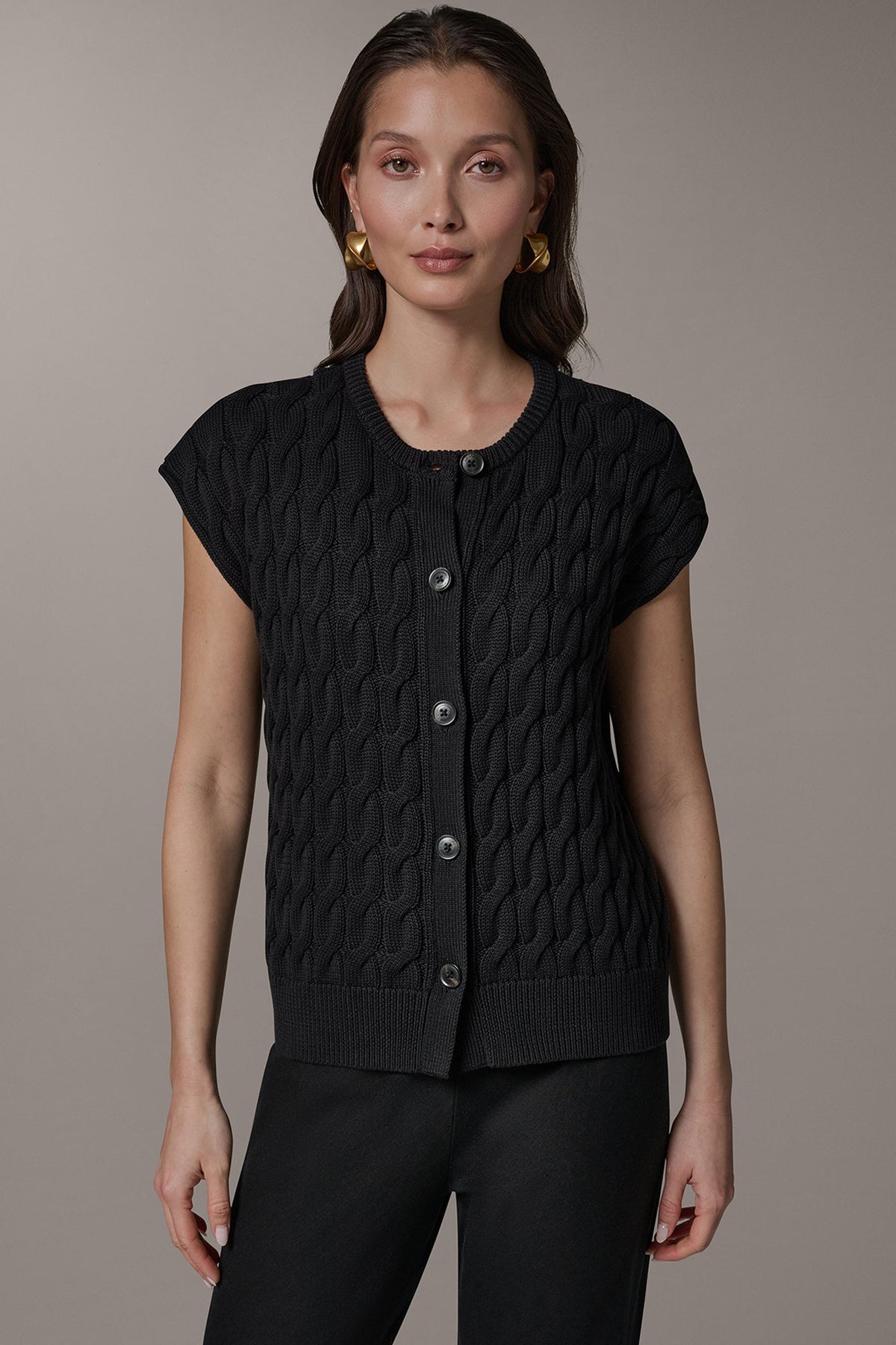 Donna Karan SLEEVELESS CABLE KNIT VEST
