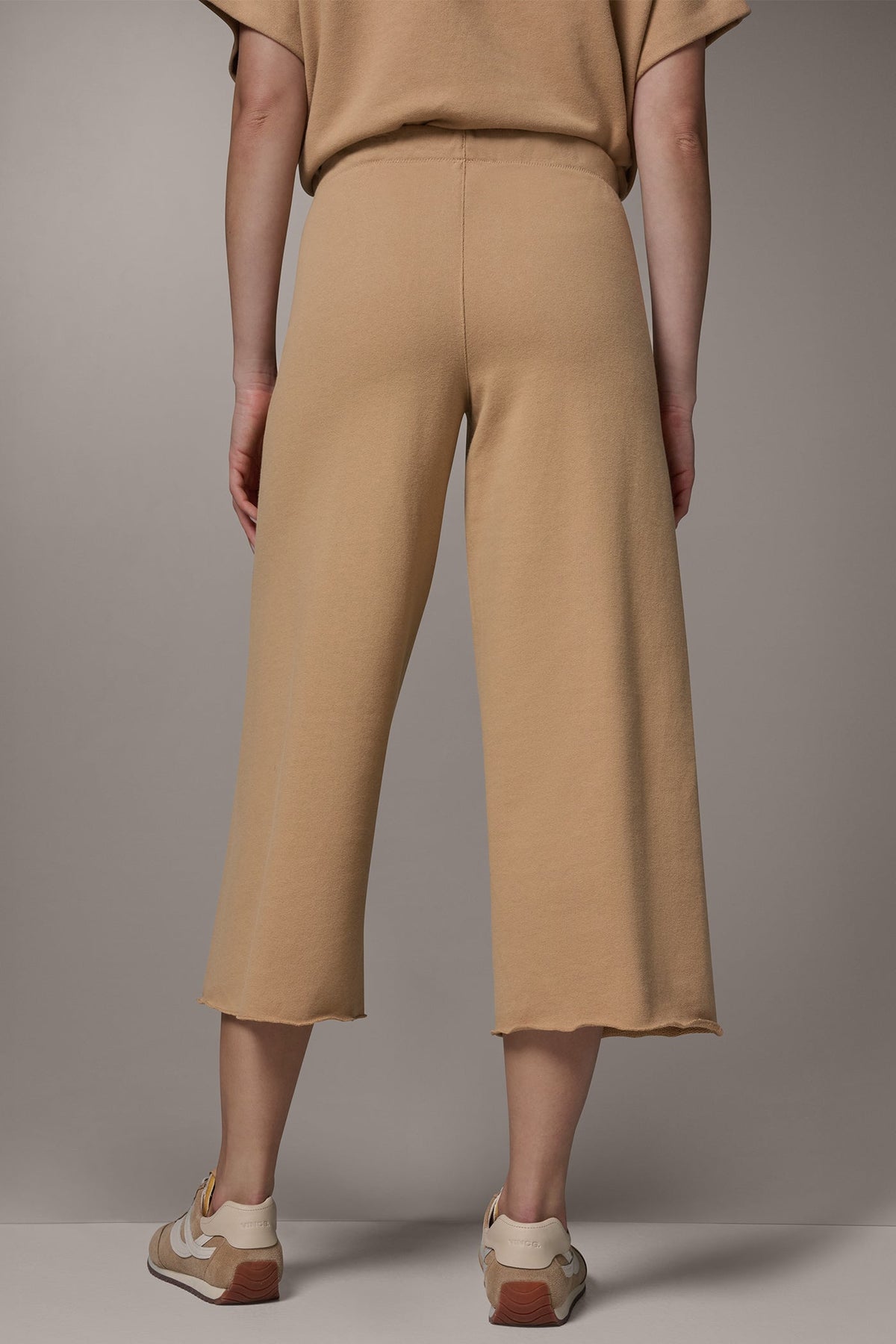 Donna Karan MID-RISE STRAIGHT-LEG CAPRI PANT