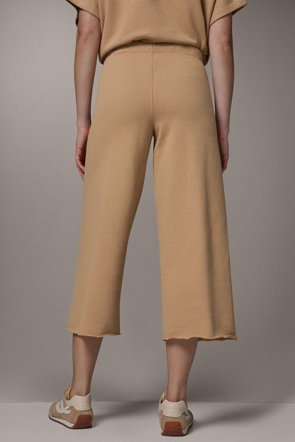 Donna Karan MID-RISE STRAIGHT-LEG CAPRI PANT