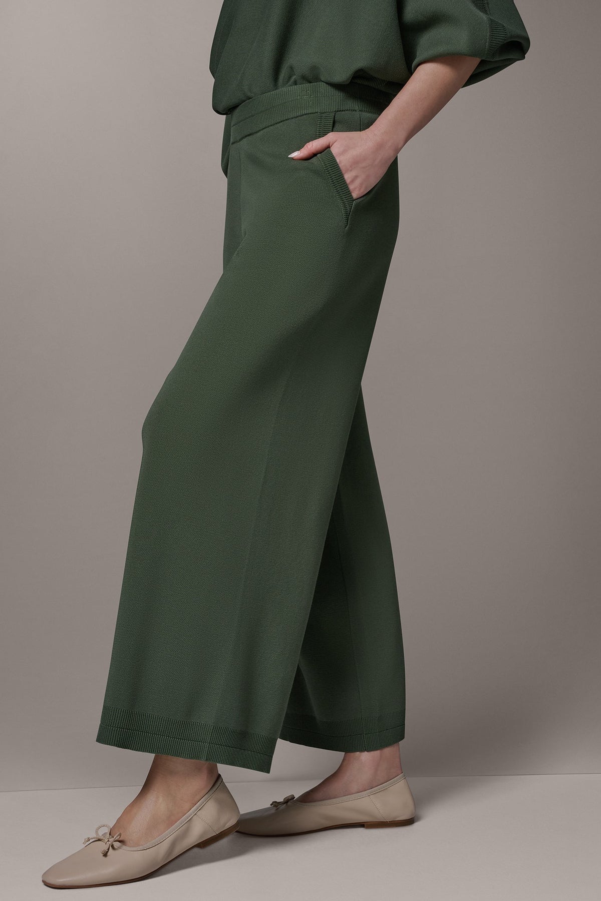 Donna Karan PULL ON PANT