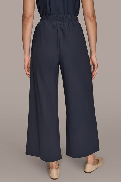 Donna Karan THE MODERN TRAVEL MID-RISE RELAXED ANKLE PANT