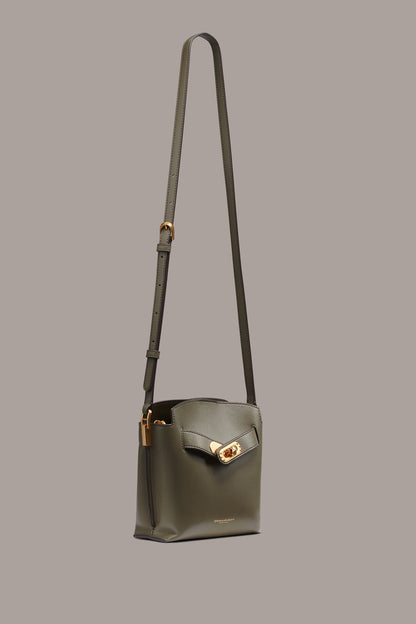 Donna Karan BRIDGEHAMPTON LEATHER CROSSBODY BAG