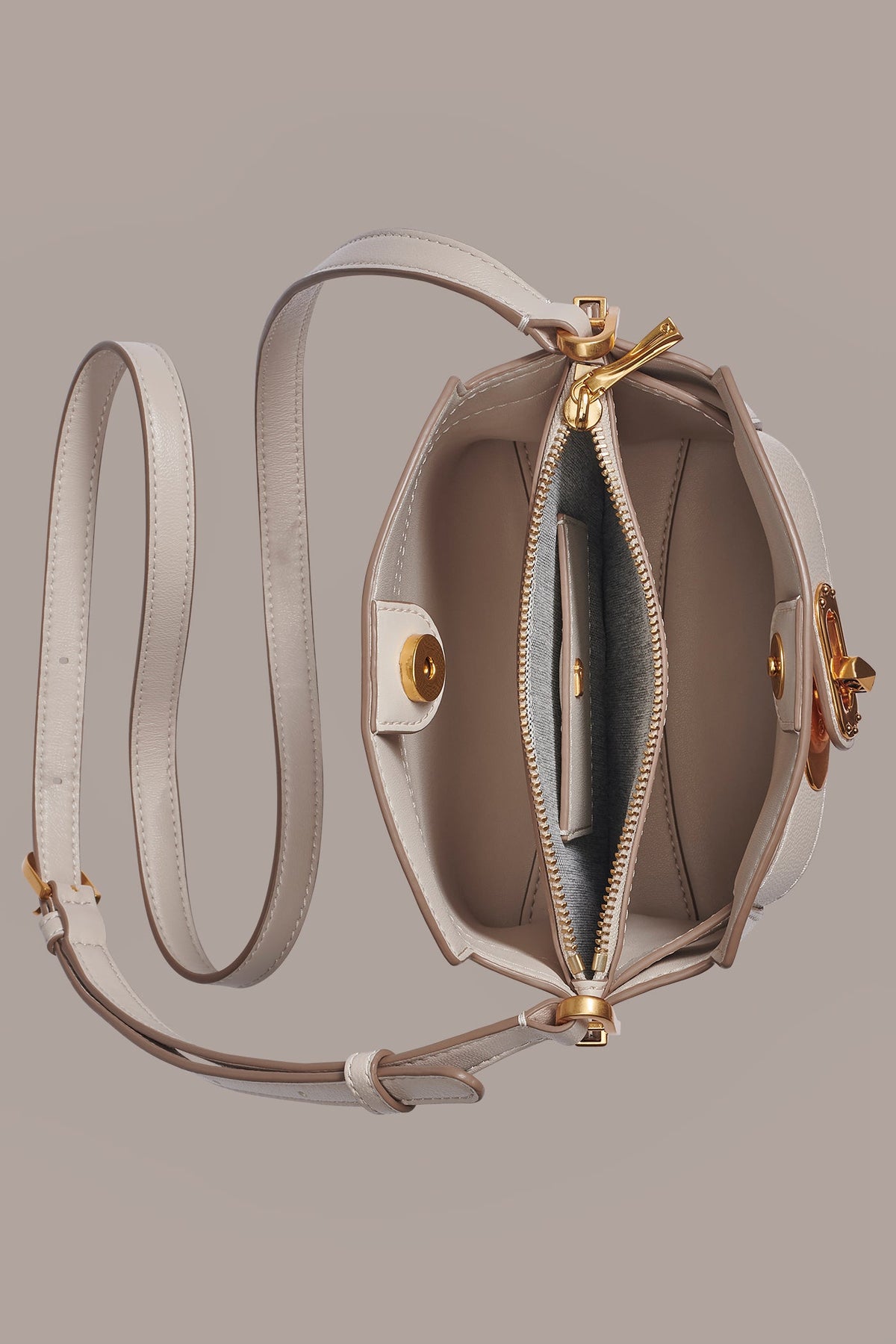 Donna Karan BRIDGEHAMPTON LEATHER CROSSBODY BAG