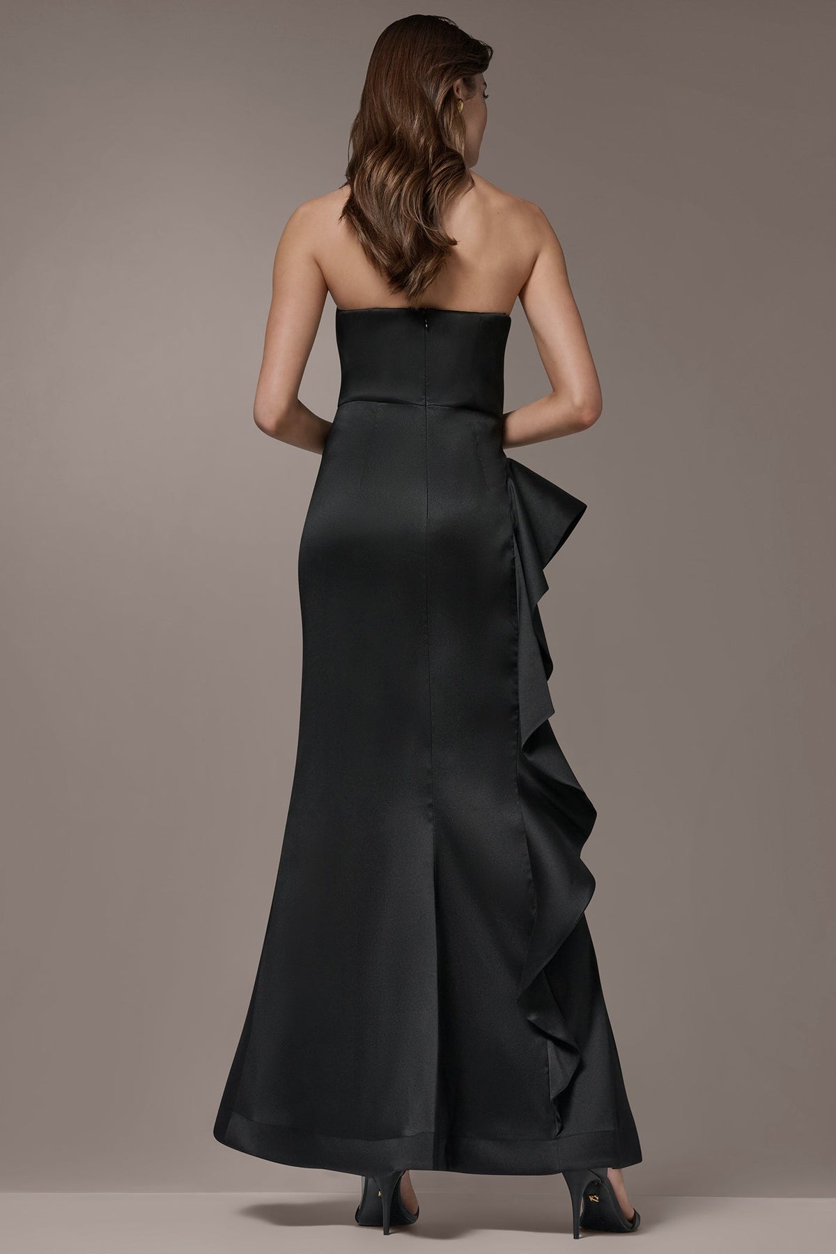 Donna Karan TAFFETA STRAPLESS RUFFLE GOWN