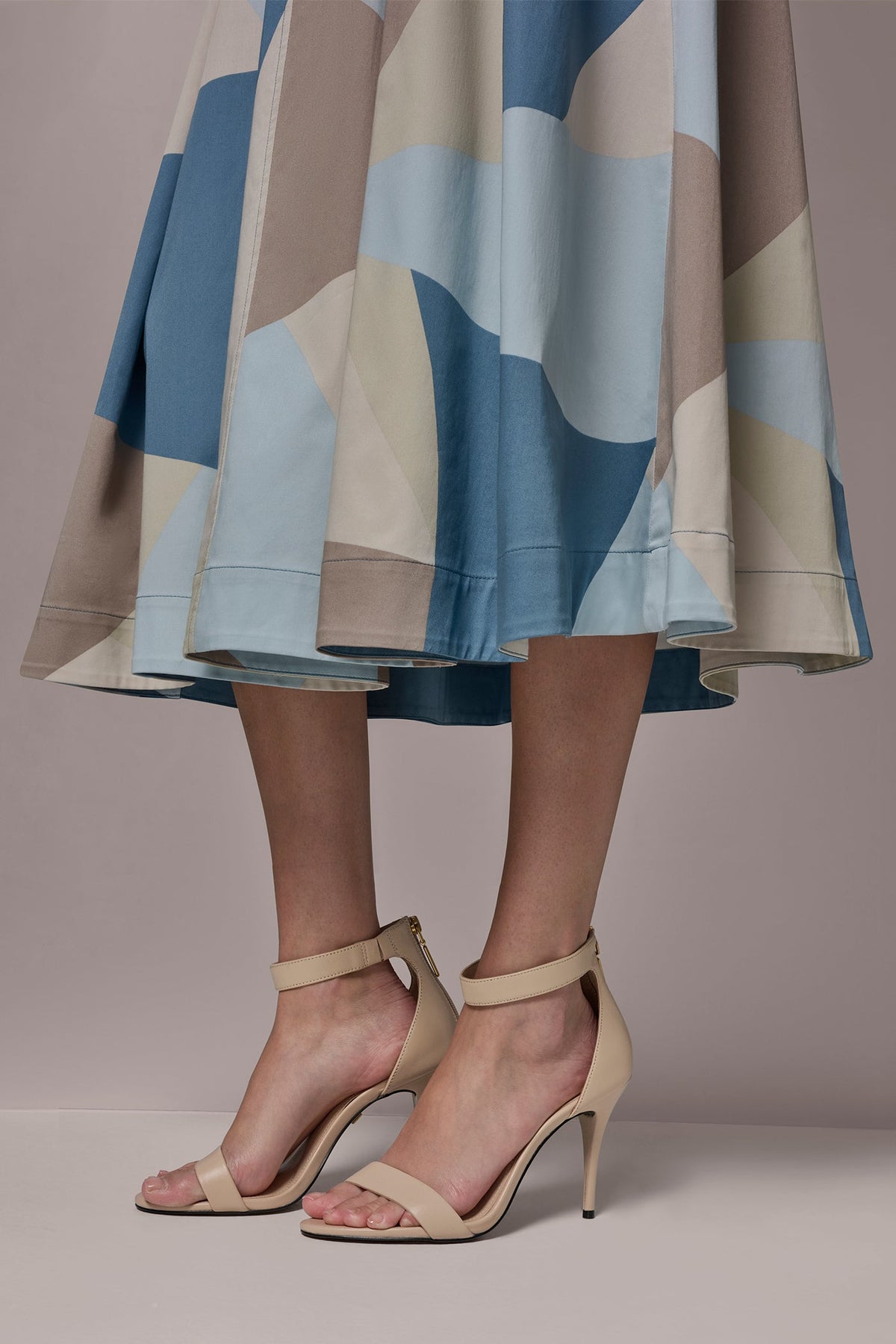 Donna Karan STRETCH-COTTON SLEEVELESS PRINTED MIDI DRESS