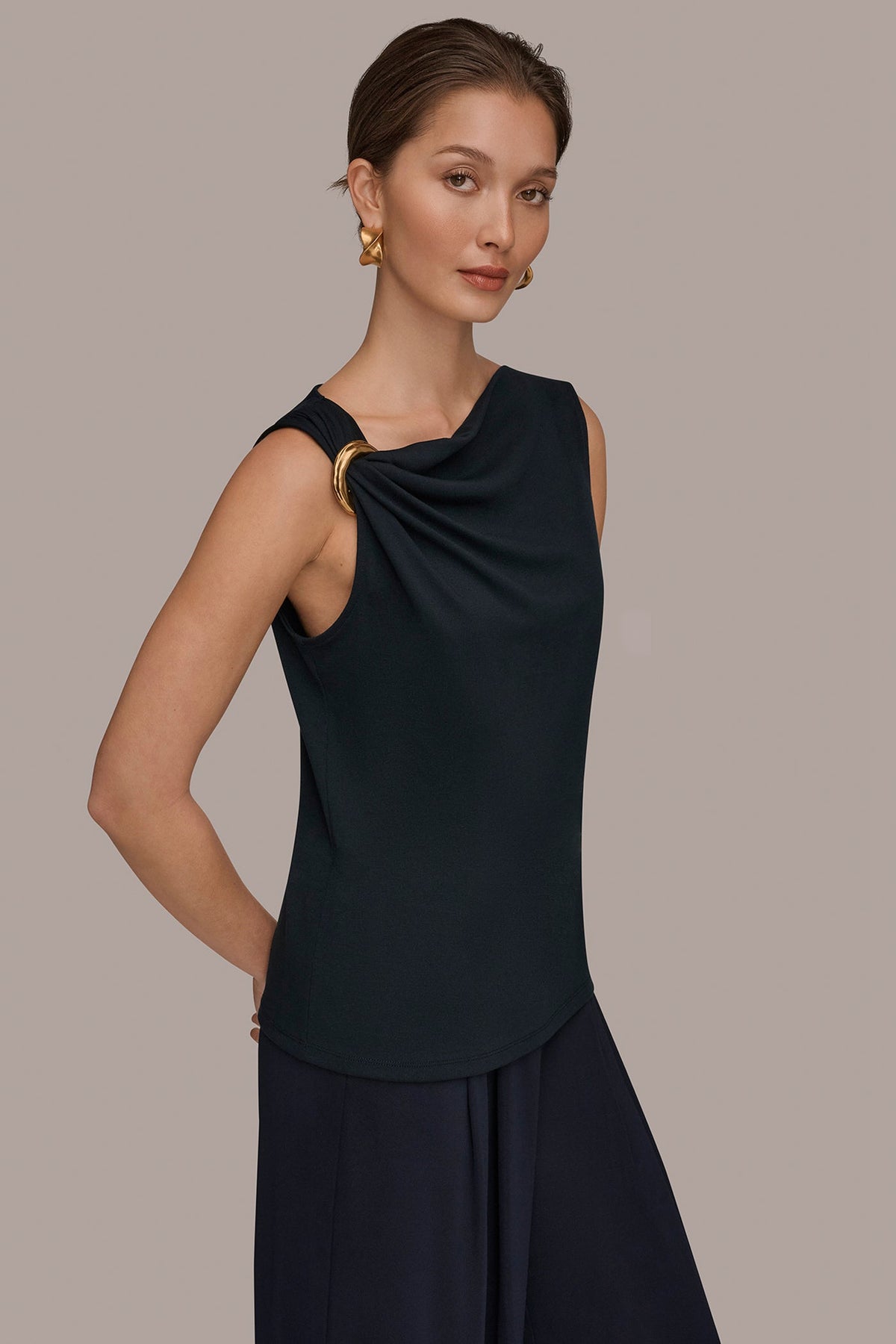 Donna Karan ASYMMETRIC BLOUSE