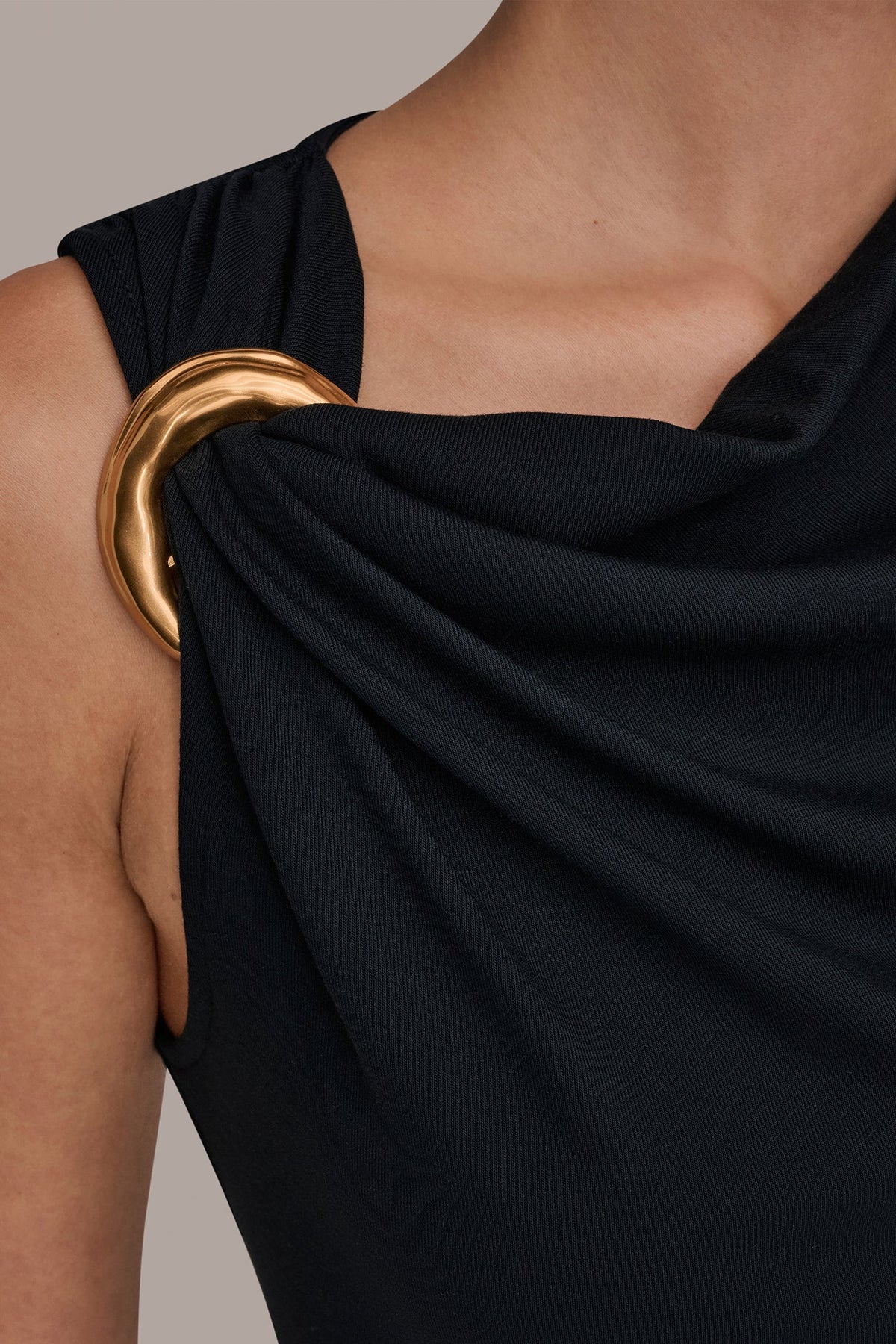 Donna Karan ASYMMETRIC BLOUSE