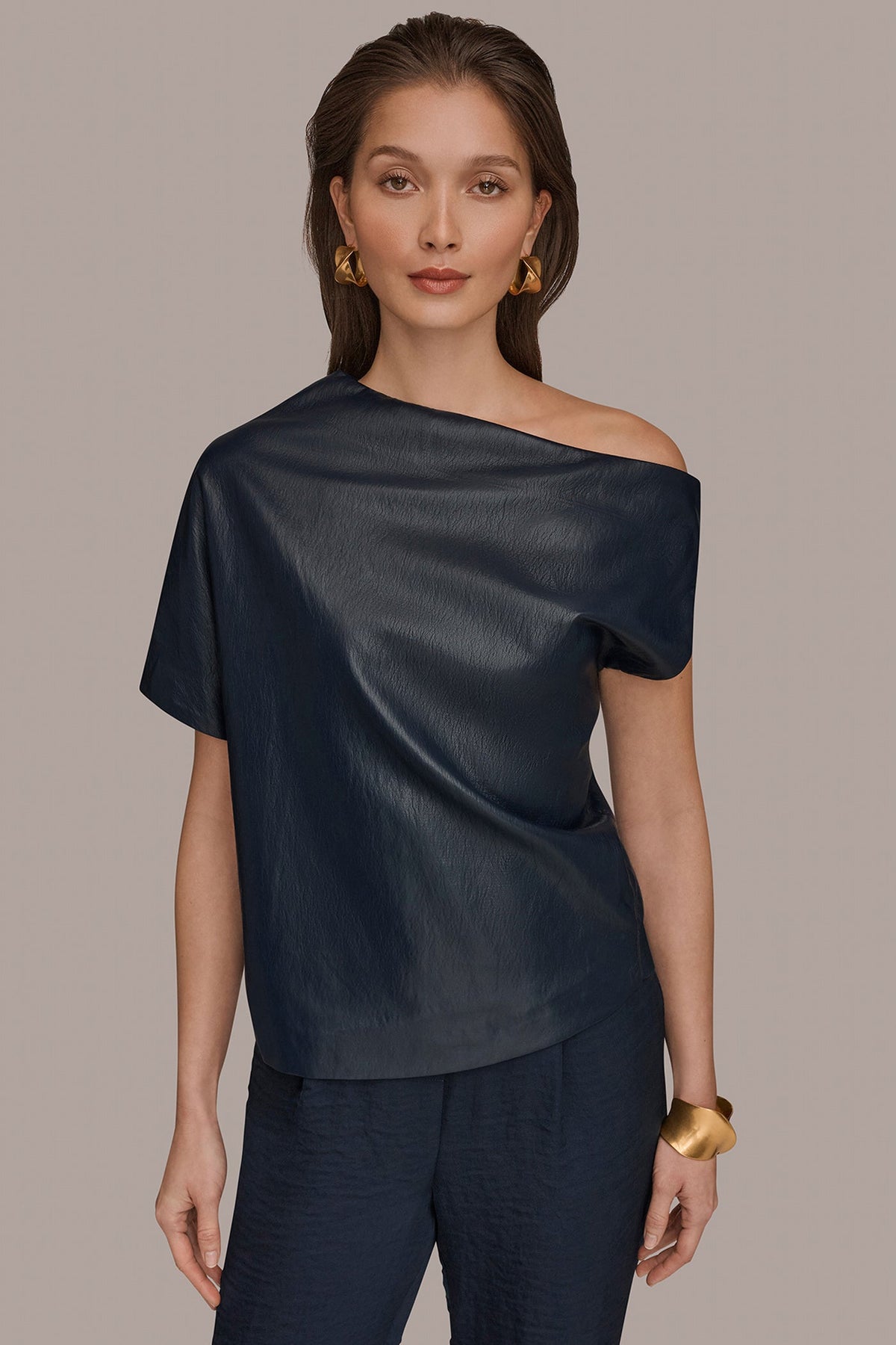 Donna Karan ASYMMETRIC ANGLE HEM TOP