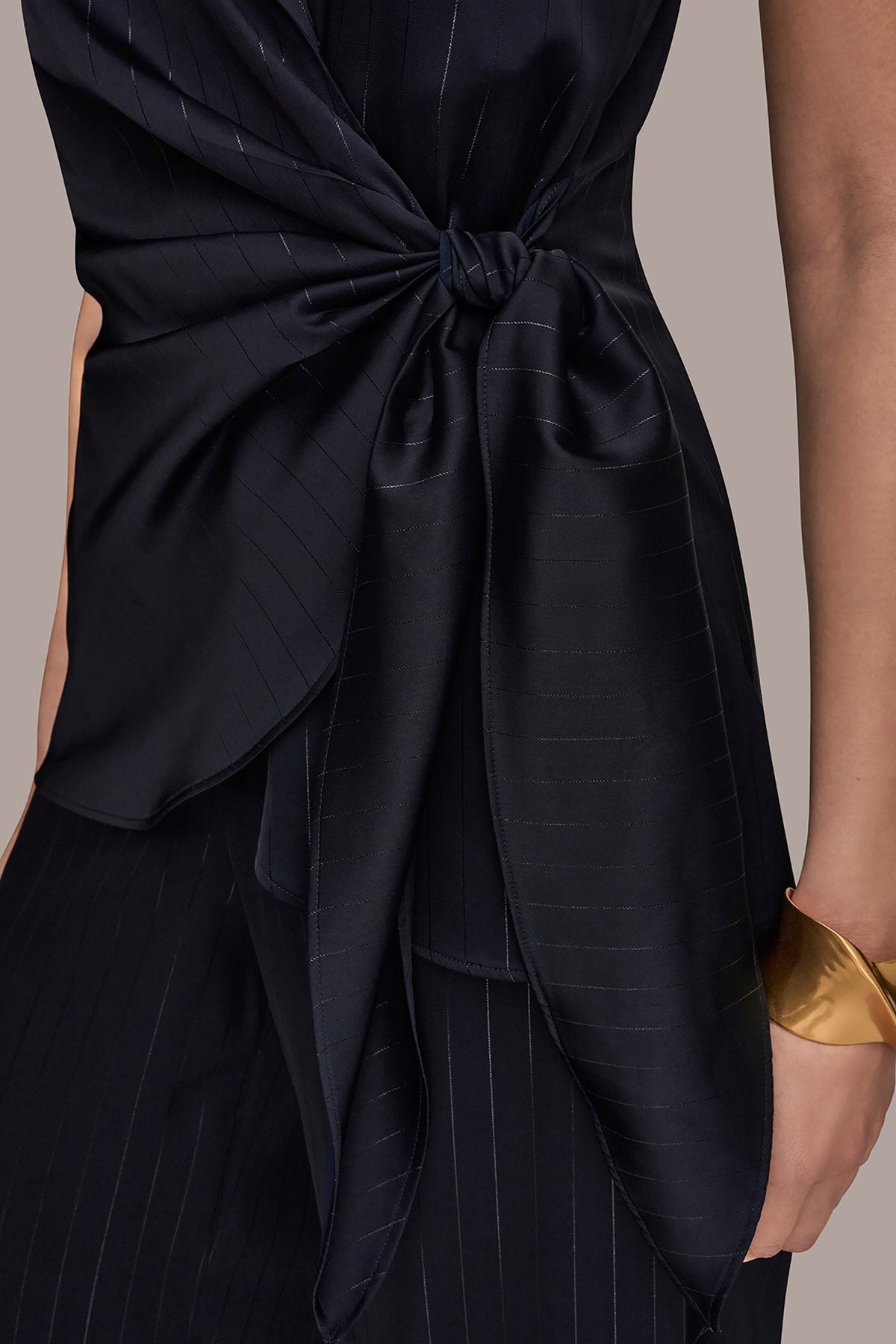 Donna Karan PINSTRIPE FAUX WRAP TOP