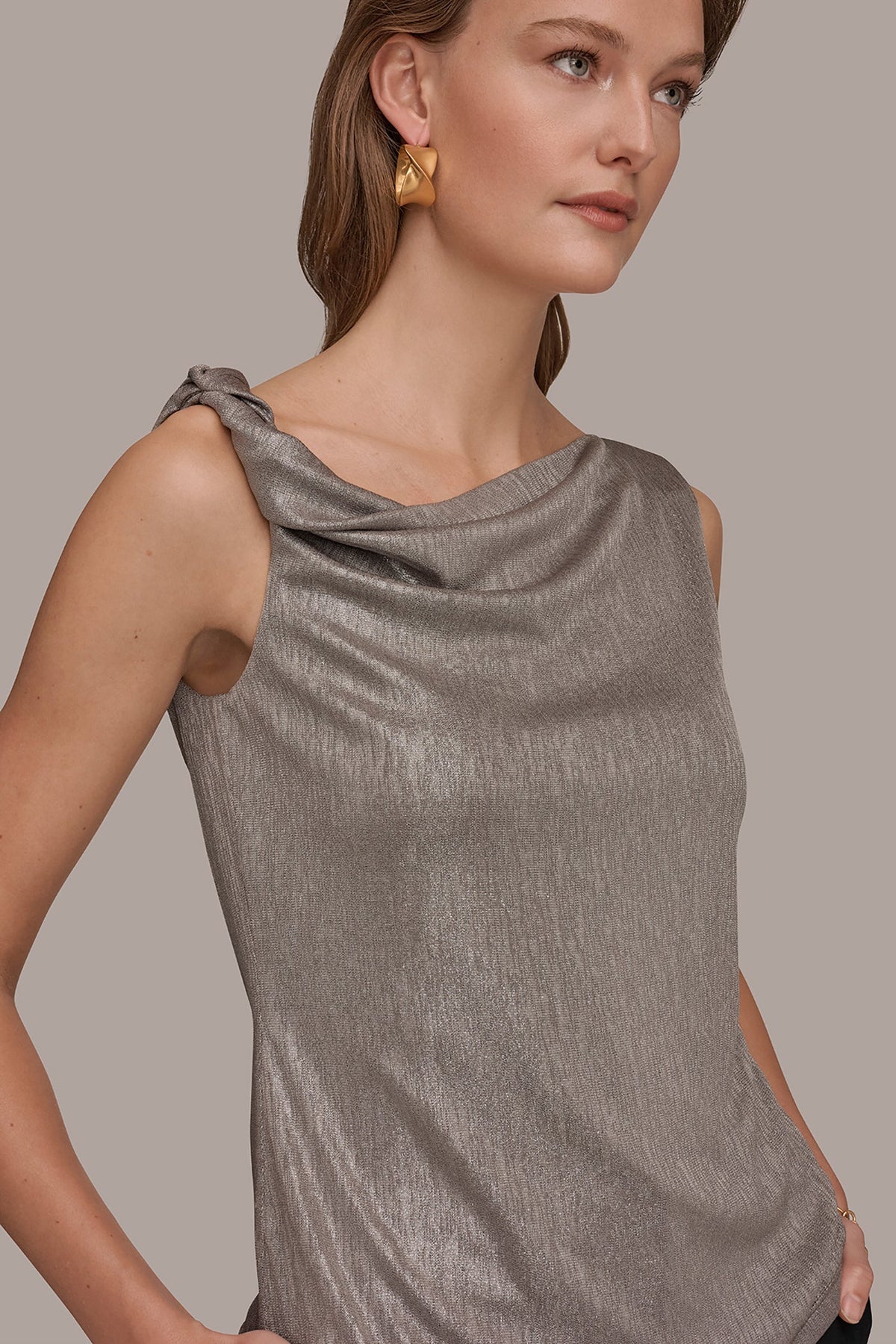 Donna Karan METALLIC ONE-SHOULDER TOP
