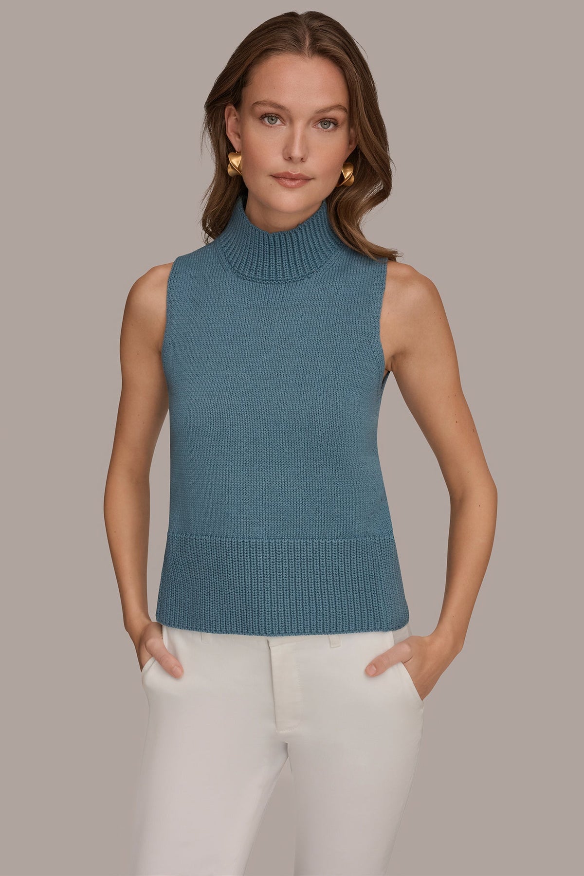 Donna Karan SLEEVELESS A-LINE SWEATER