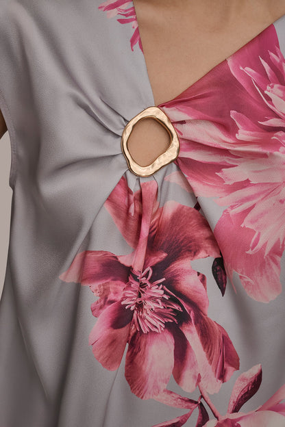 Donna Karan CIRCLE KEYHOLE BLOUSE