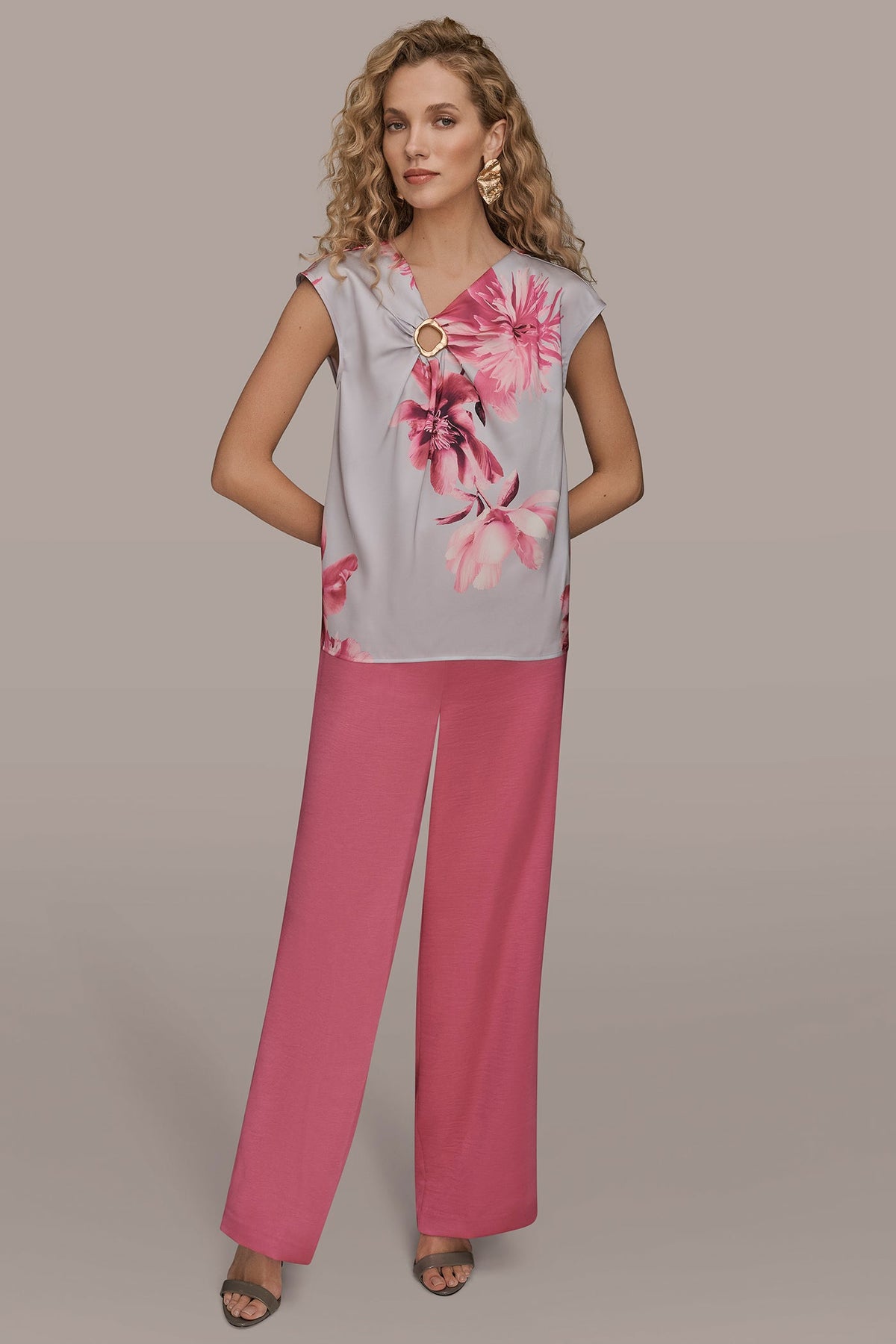 Donna Karan CIRCLE KEYHOLE BLOUSE