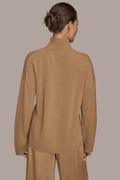 Donna Karan WOOL AND CASHMERE-BLEND MOCK-NECK SWEATER