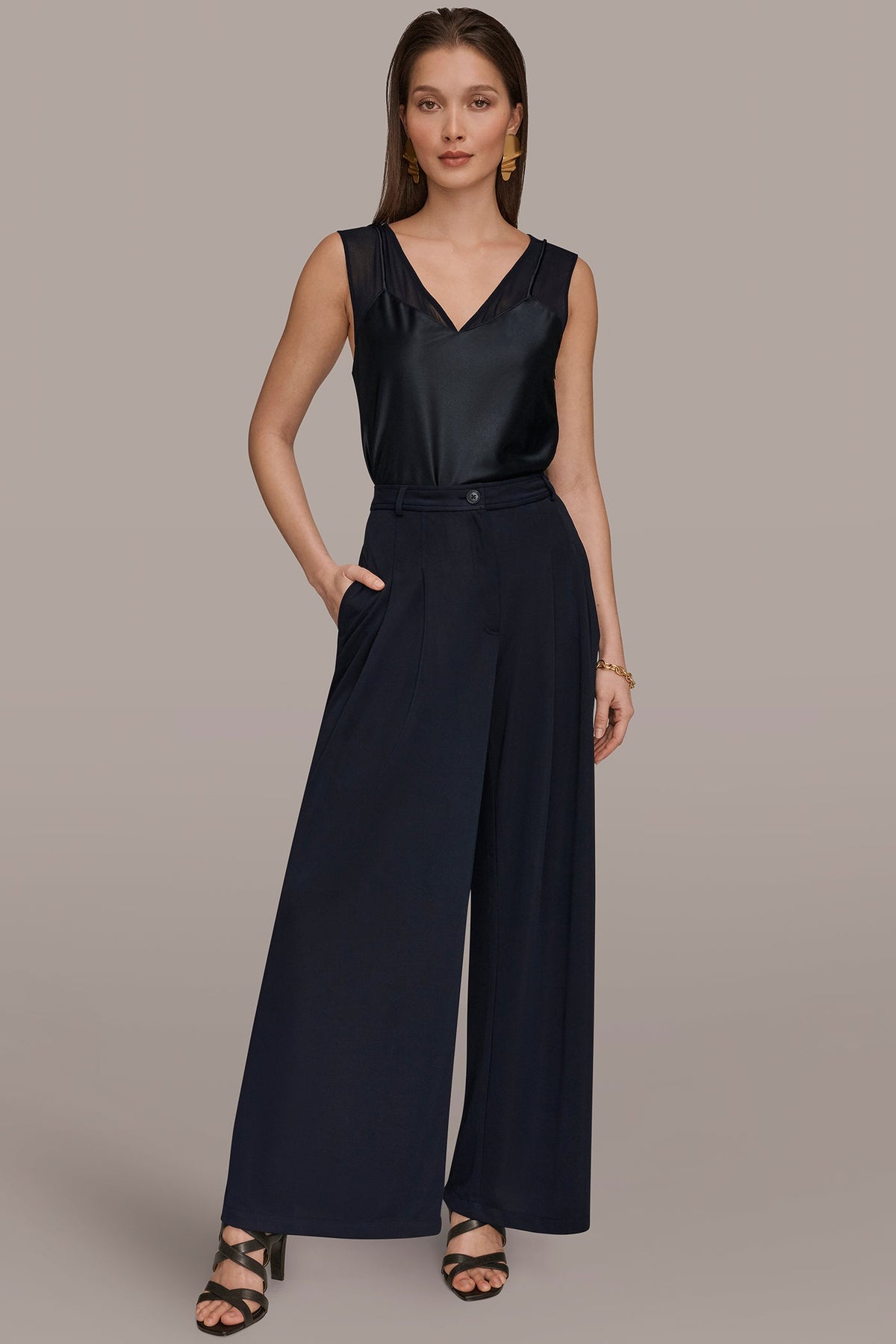 Donna Karan PLEATED KNIT PANT