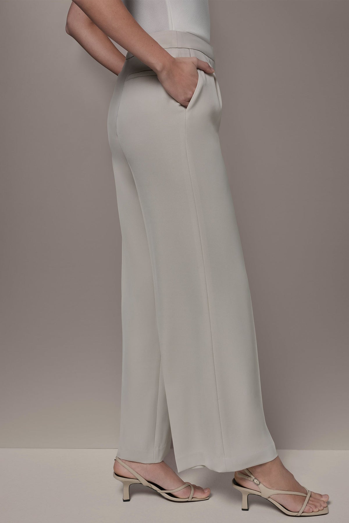 Donna Karan MID-RISE PLEATED WIDE-LEG SUIT PANT