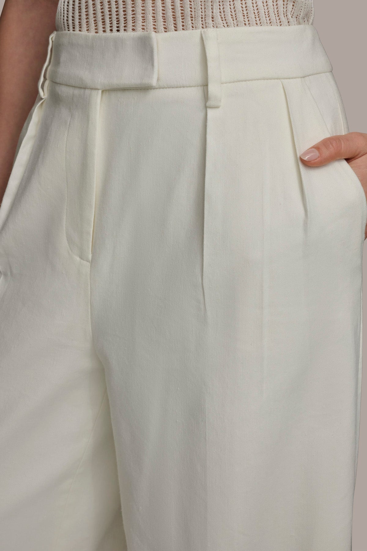 Donna Karan PLEATED WIDE LEG PANT
