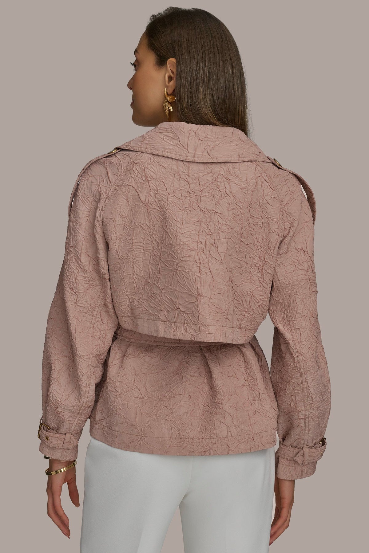 Donna Karan TEXT BUTTON JACKET WITH TIE