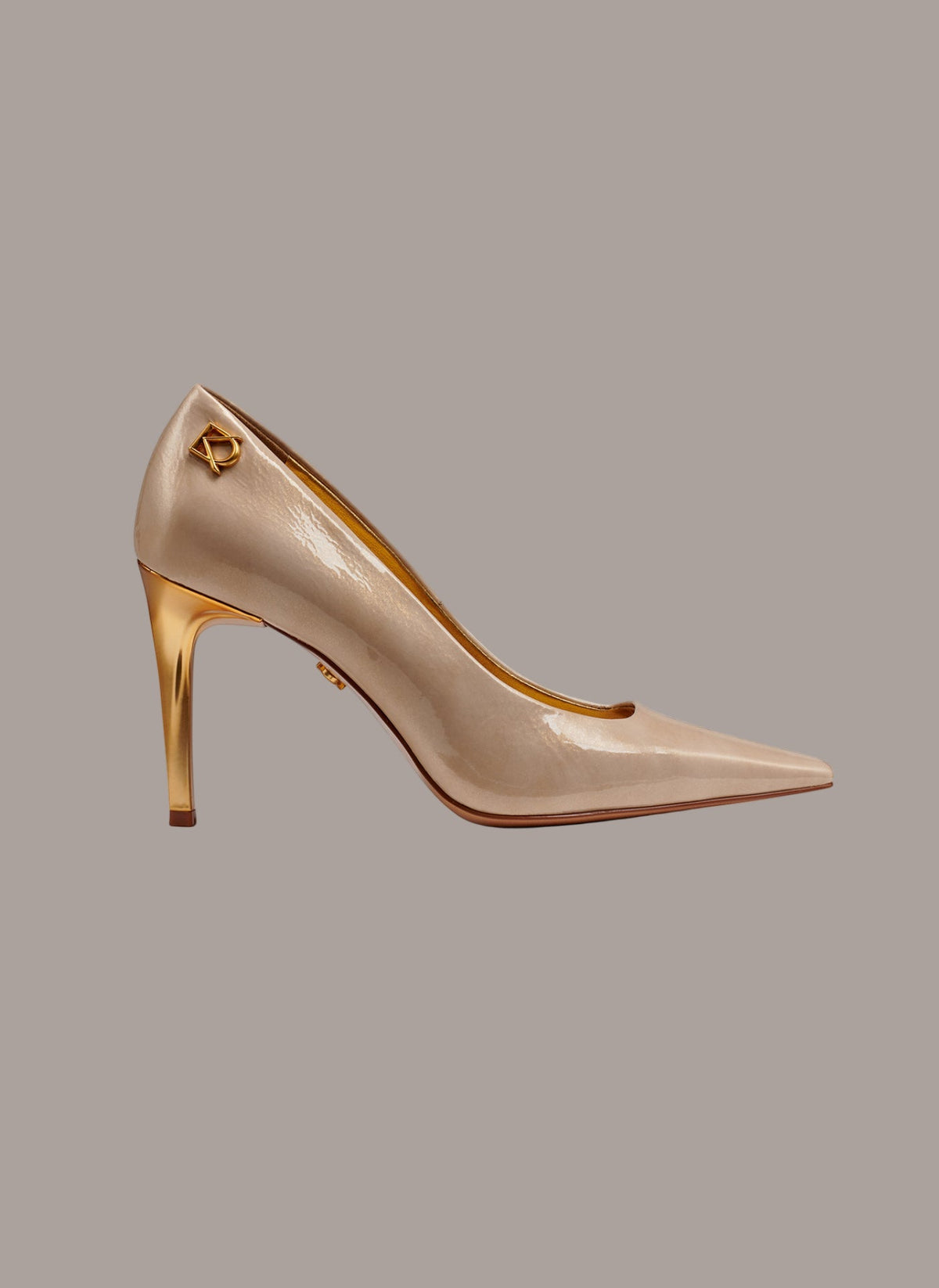 Donna Karan SAVITA HIGH PUMP