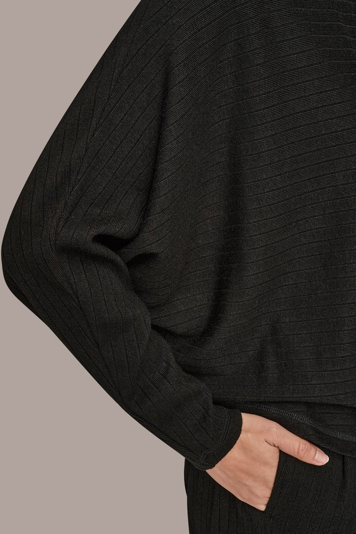 Donna Karan MOCK-NECK TOP