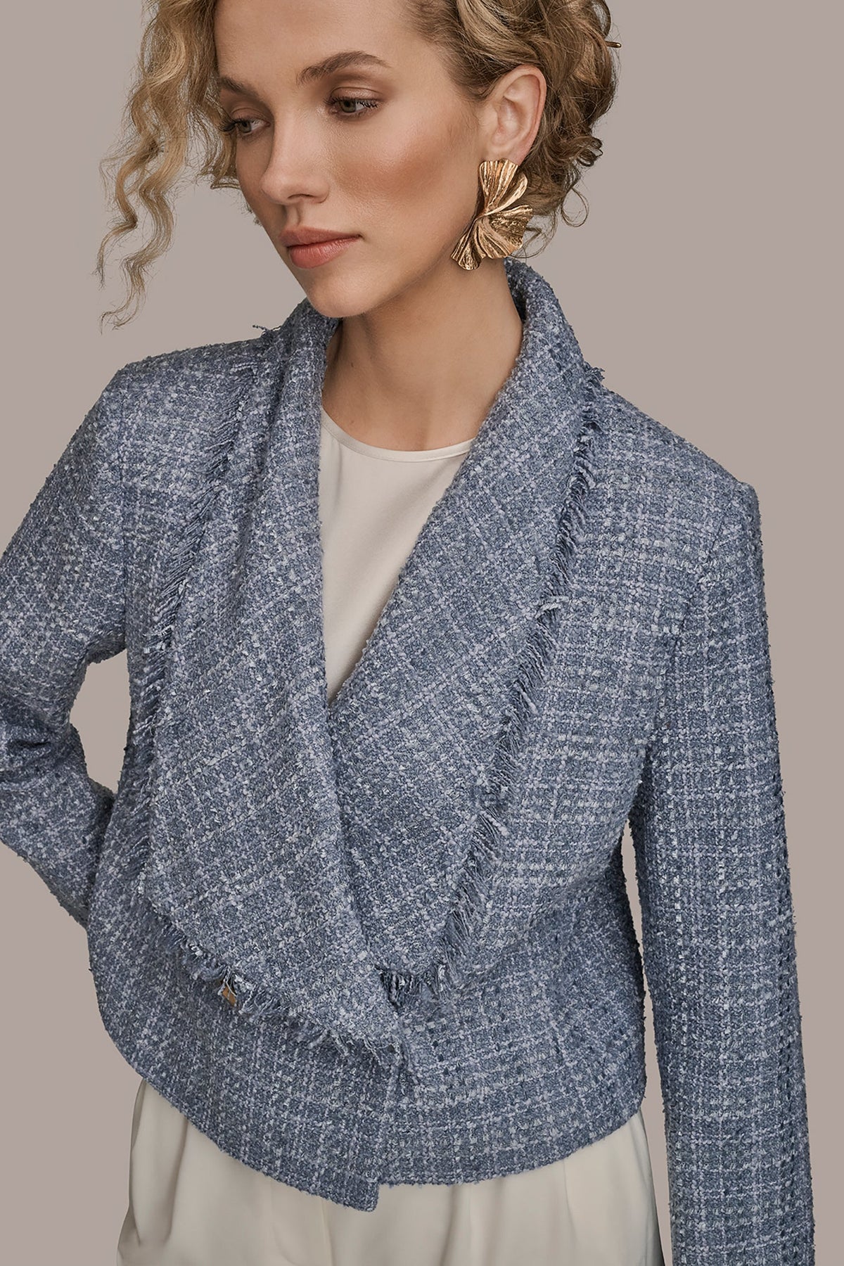 Donna Karan CROPPED DOUBLE-BREASTED FRINGED TWEED JACKET