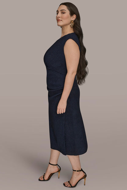 Donna Karan CRINKLED SLEEVELESS RUCHED MIDI DRESS