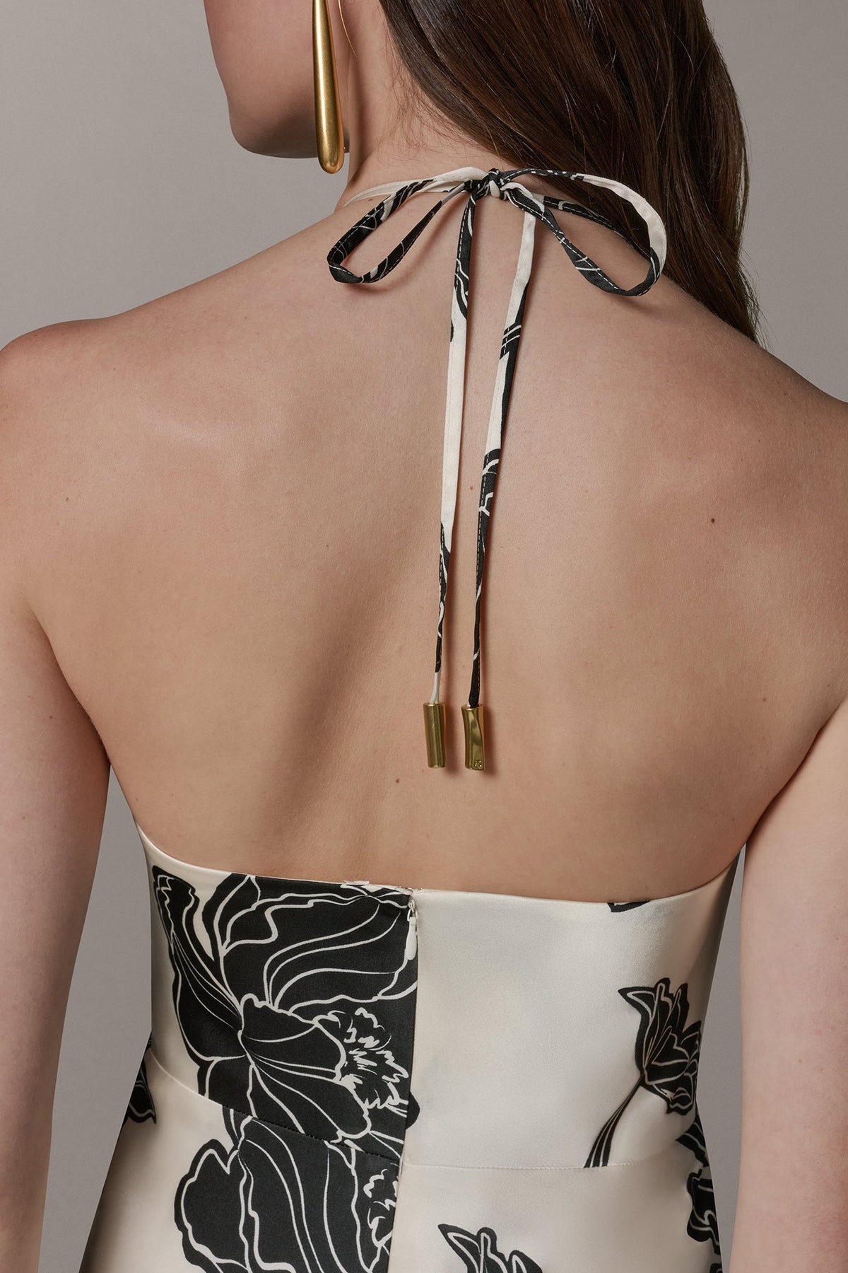Donna Karan SLEEVELESS FLORAL MIDI HALTER DRESS