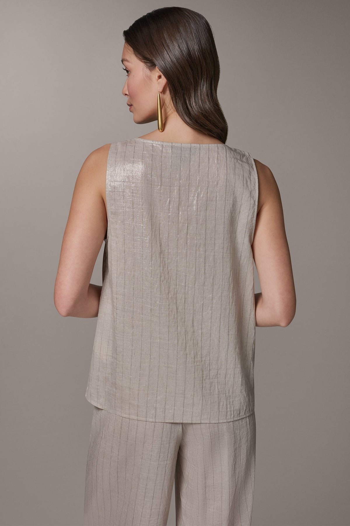 Donna Karan SLEEVELESS METALLIC PINSTRIPE TOP