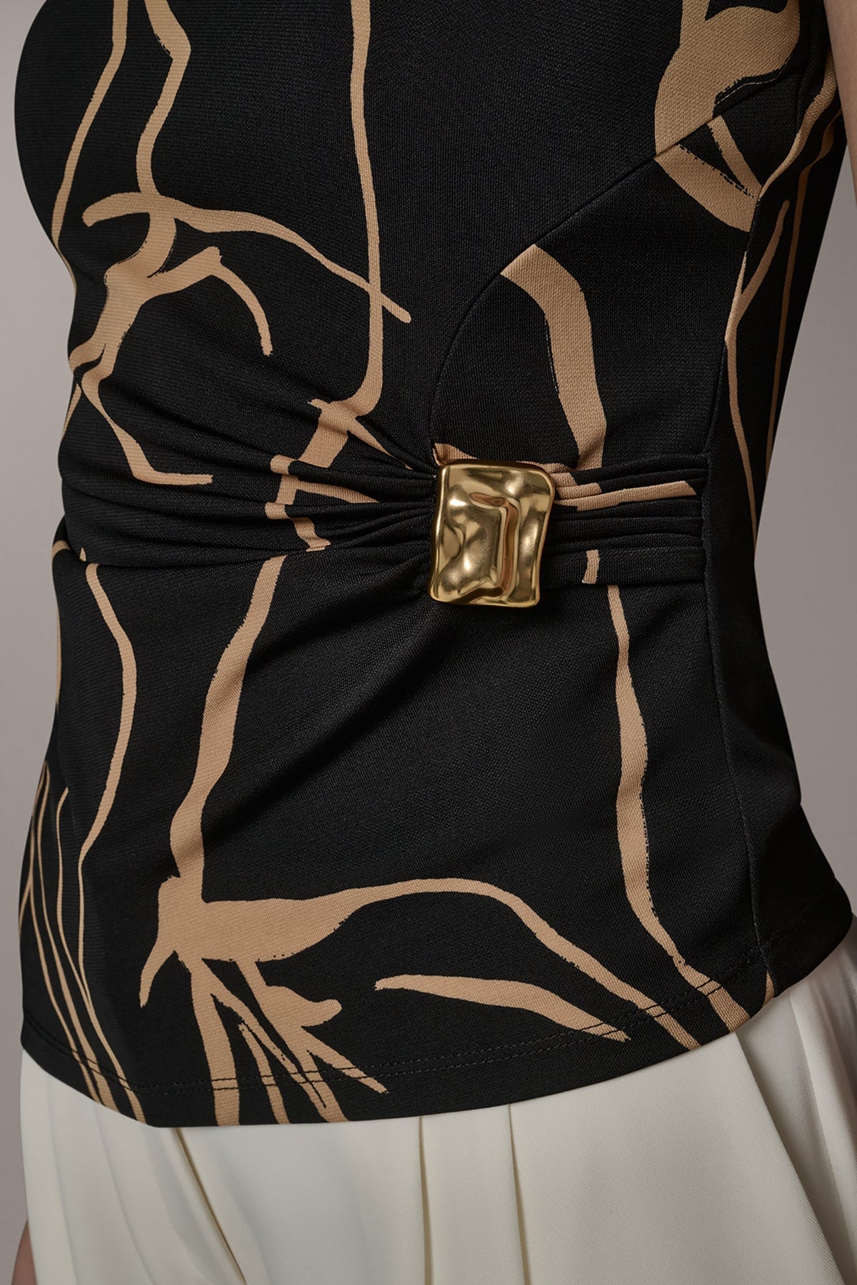 Donna Karan ASYMMETRIC KNIT TOP