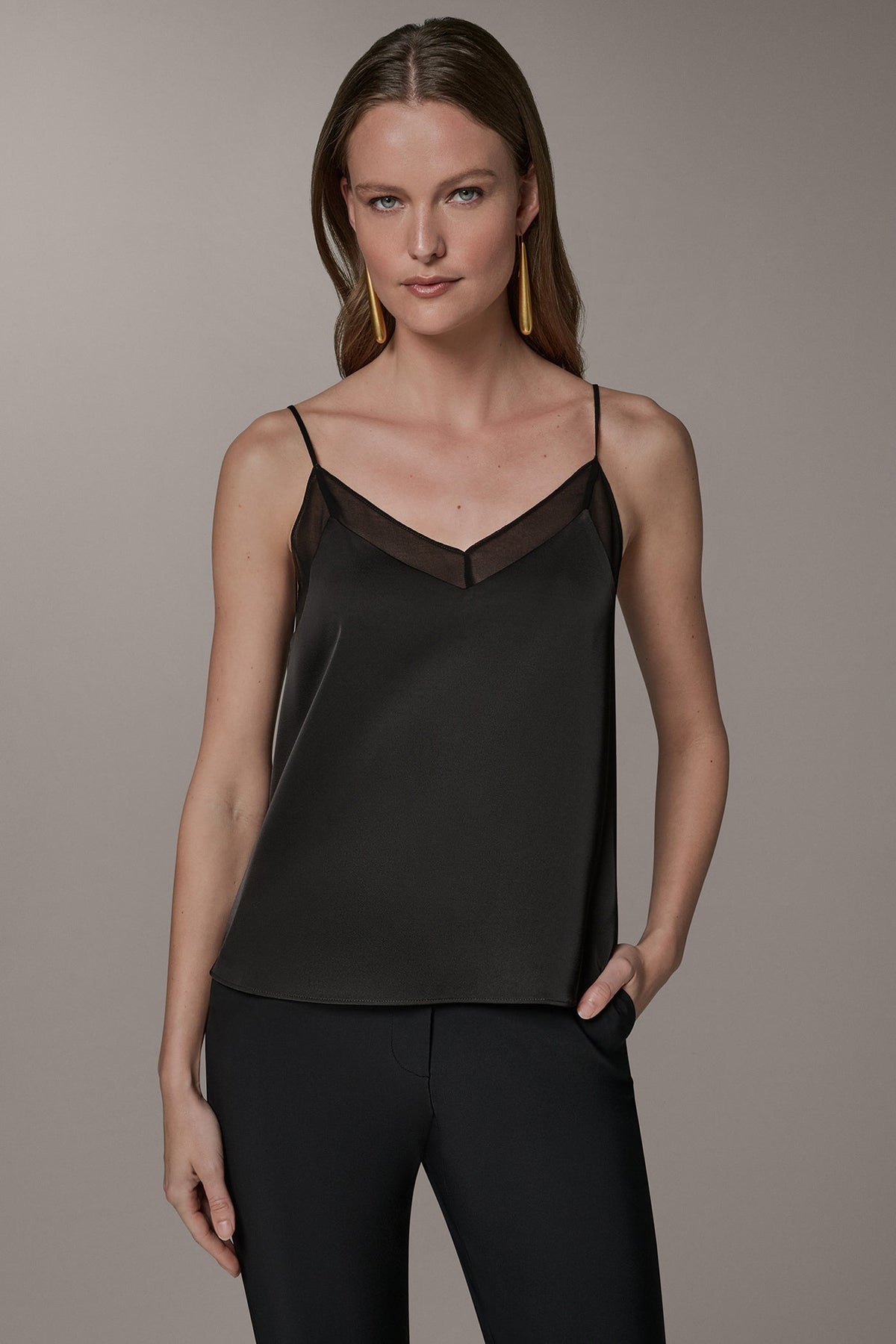Donna Karan SLEEVELESS V-NECK CAMI