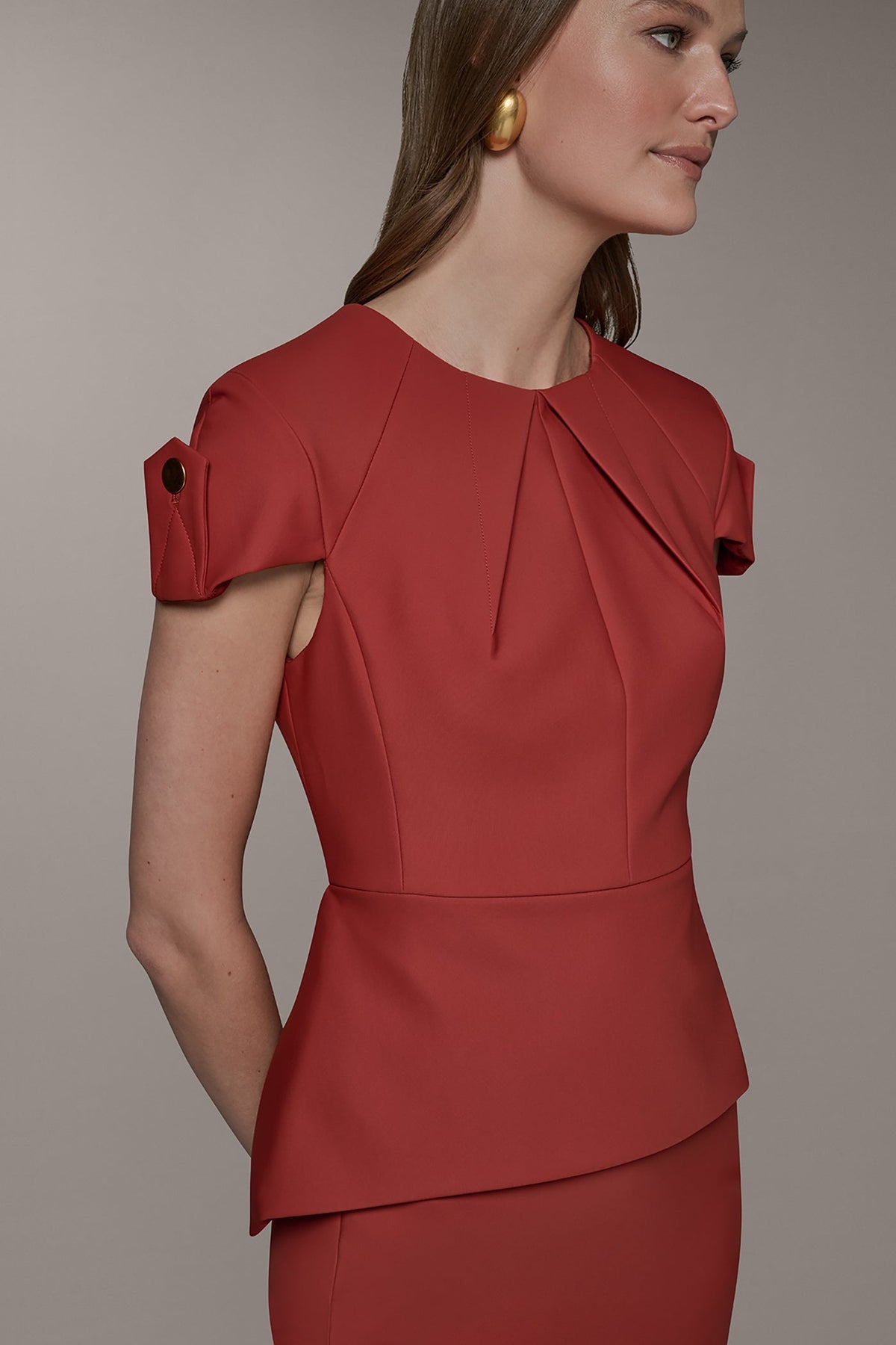 Donna Karan SHORT SLEEVE PEPLUM TOP