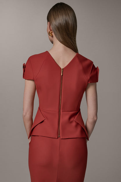 Donna Karan SHORT SLEEVE PEPLUM TOP